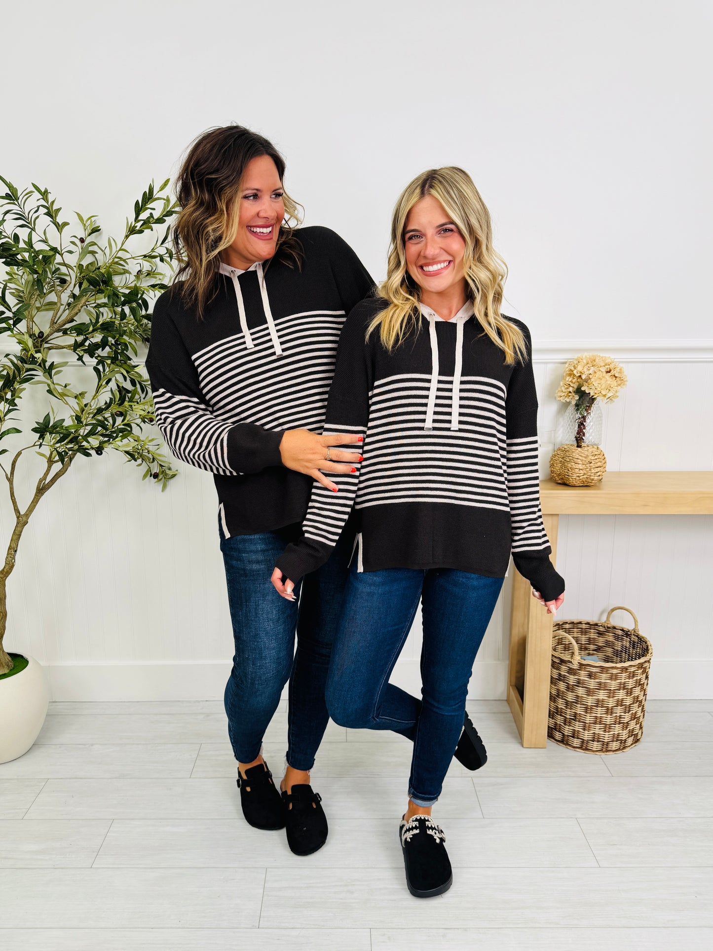 Worth The Stripe Top In Chocolate