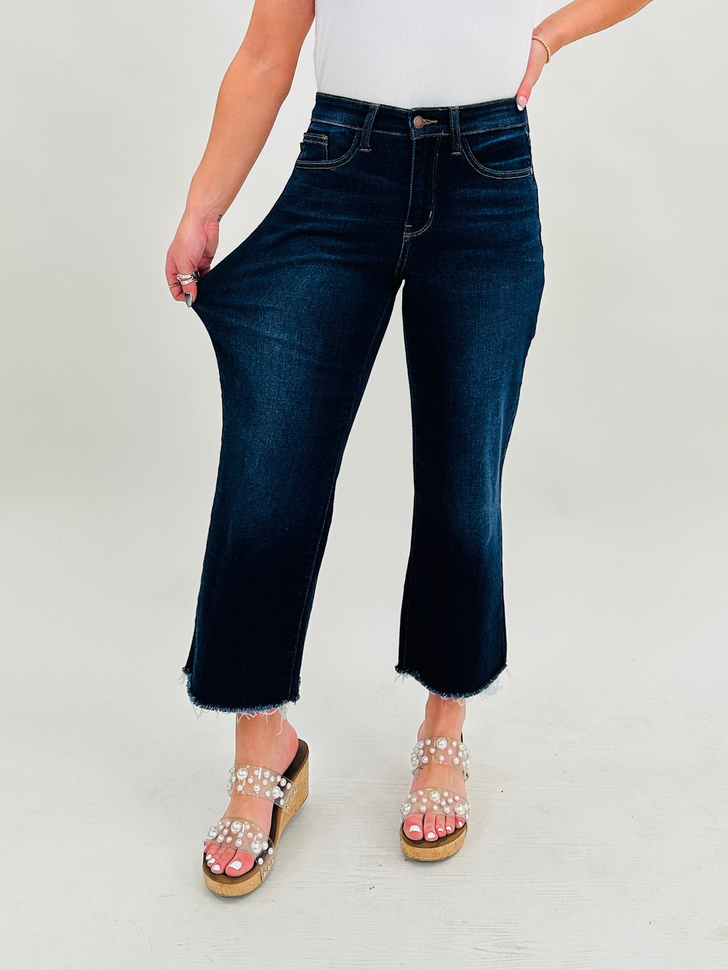 Judy Blue You Better Work It Wide Leg Jeans in Reg/Curvy