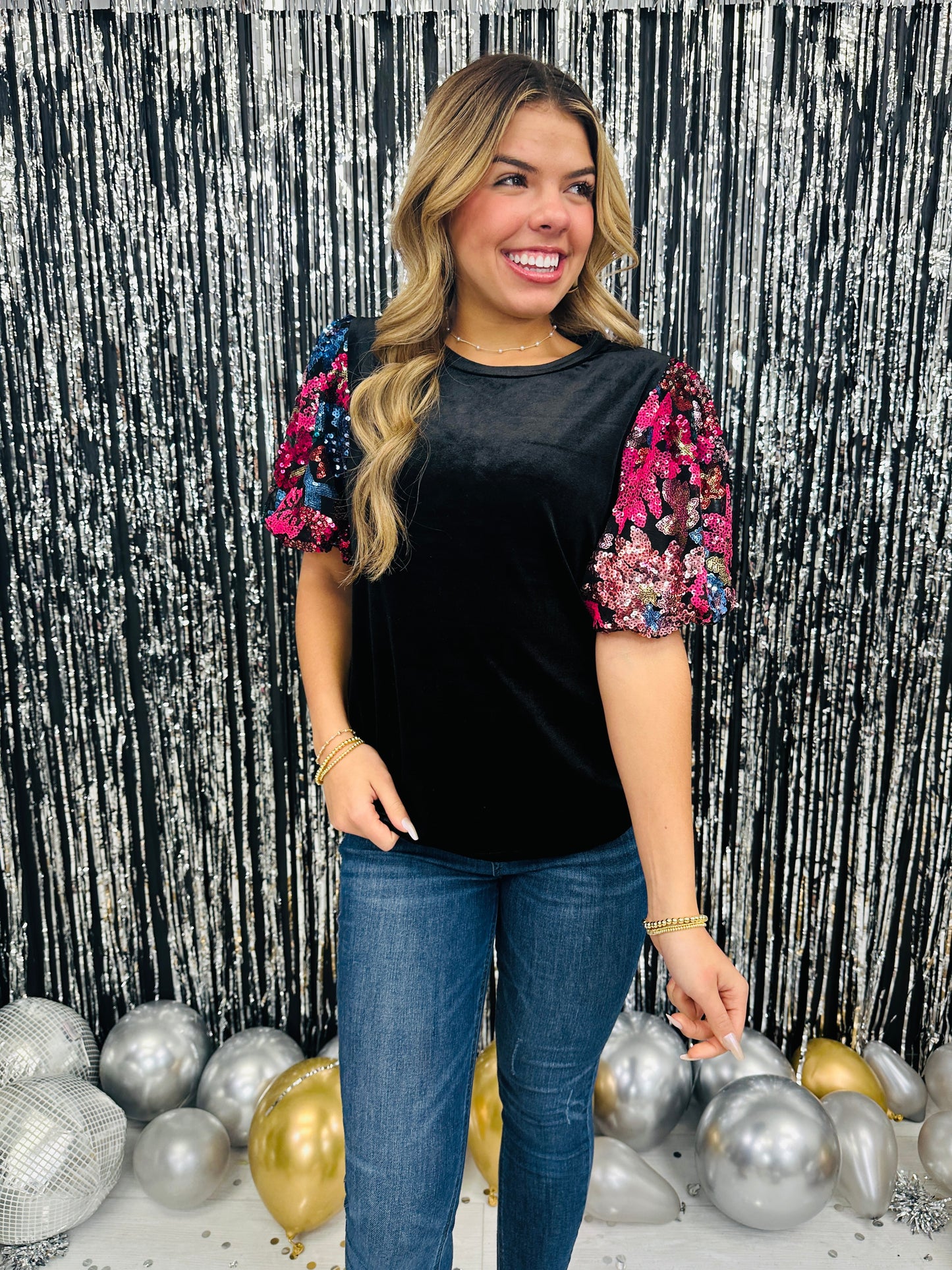 REG/CURVY Midnight Magic Top In Black Multi