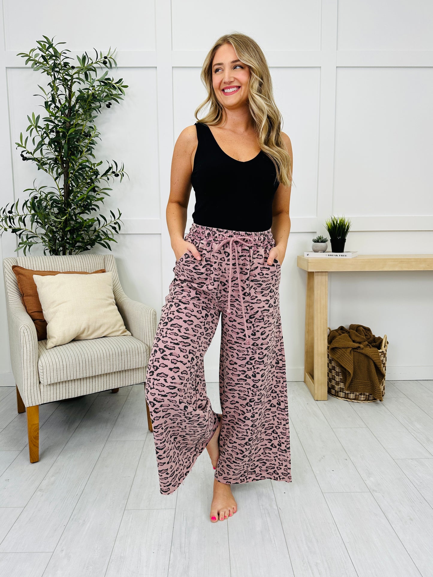 Weekend Instinct Bottoms in Mauve