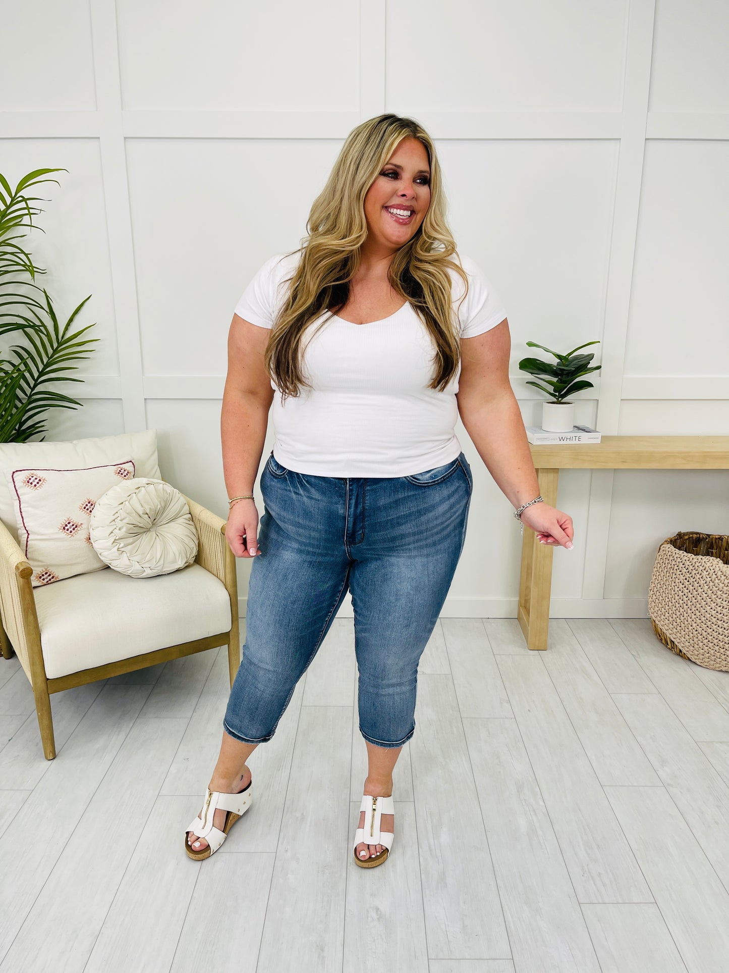 Restock! Judy Blue REG/CURVY Go Against The Grain Capri Jeans