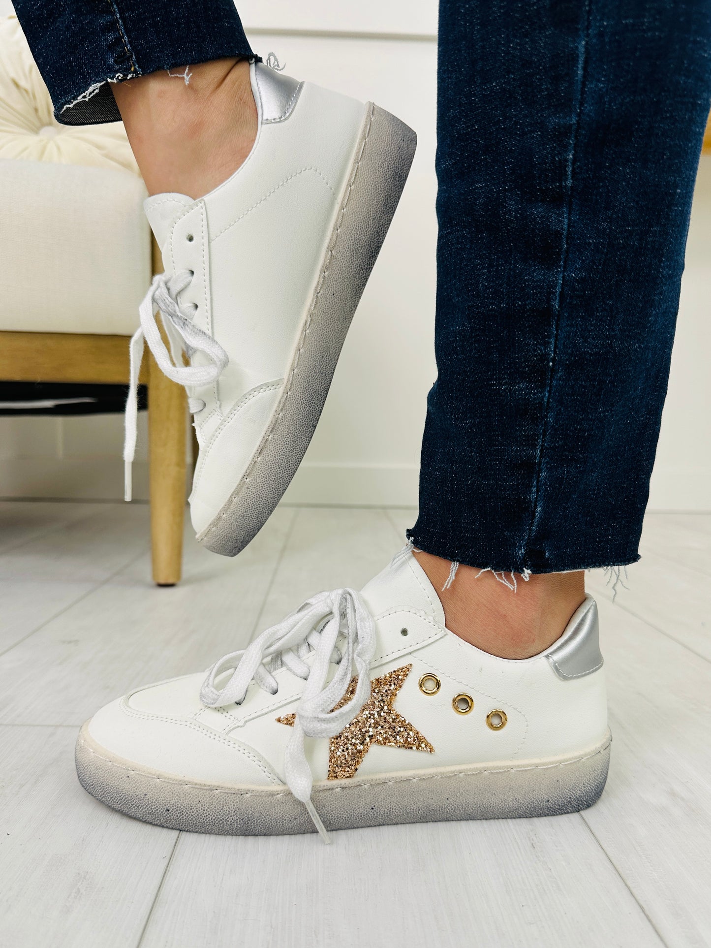 Starlight Steps Sneakers In White/Gold