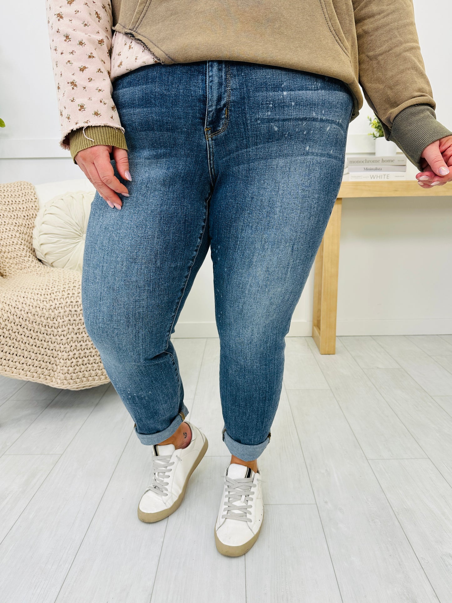 RESTOCK! Judy Blue PLUS/REG Bleach Vibes Nondistressed Bleach Splatter Boyfriend Jeans