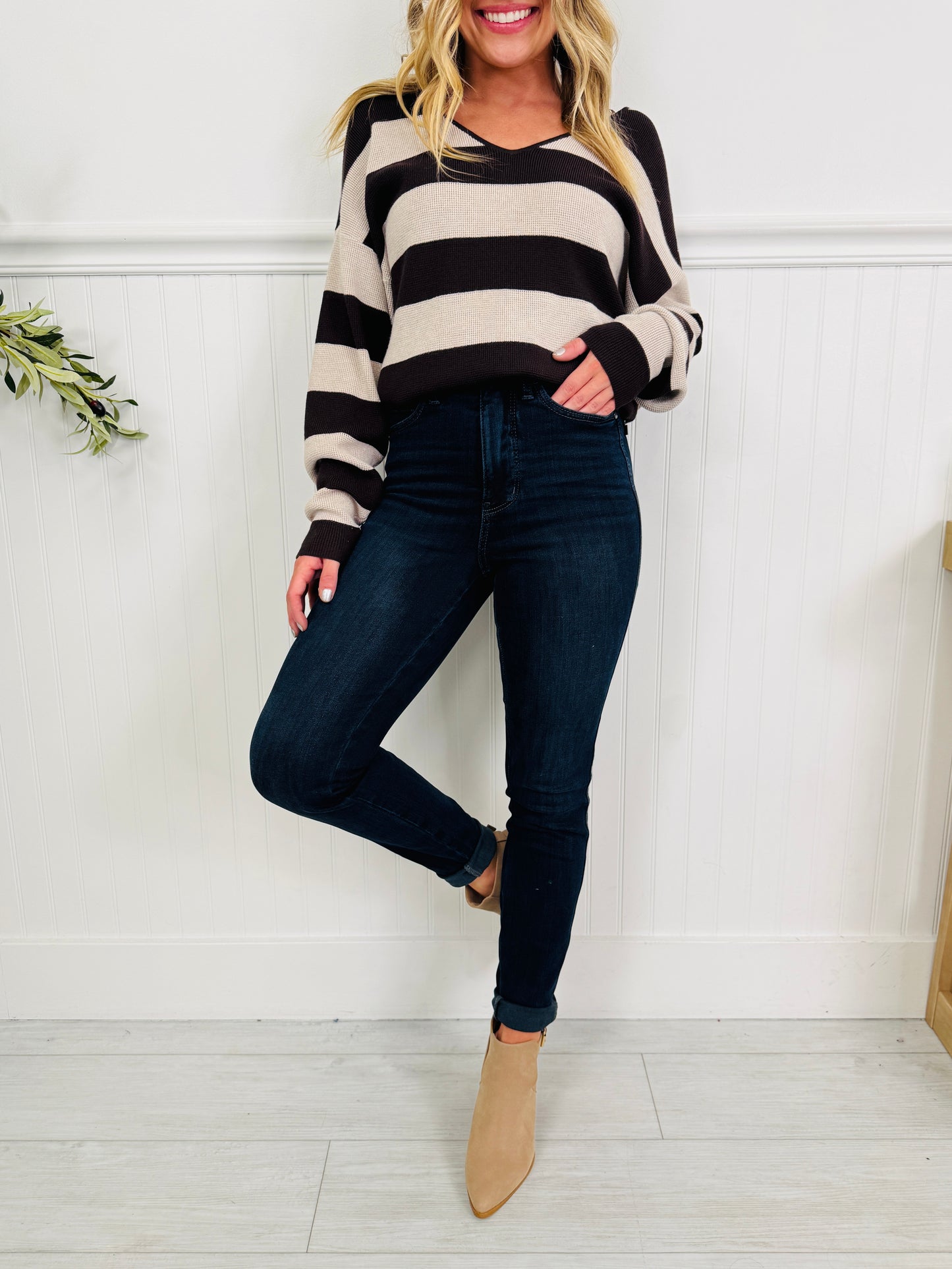 Judy Blue Sleek Situation Tummy Control Skinny Jeans