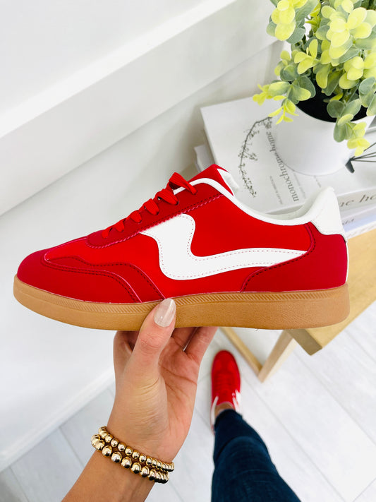 Restock! Festive Stride Sneakers In Red