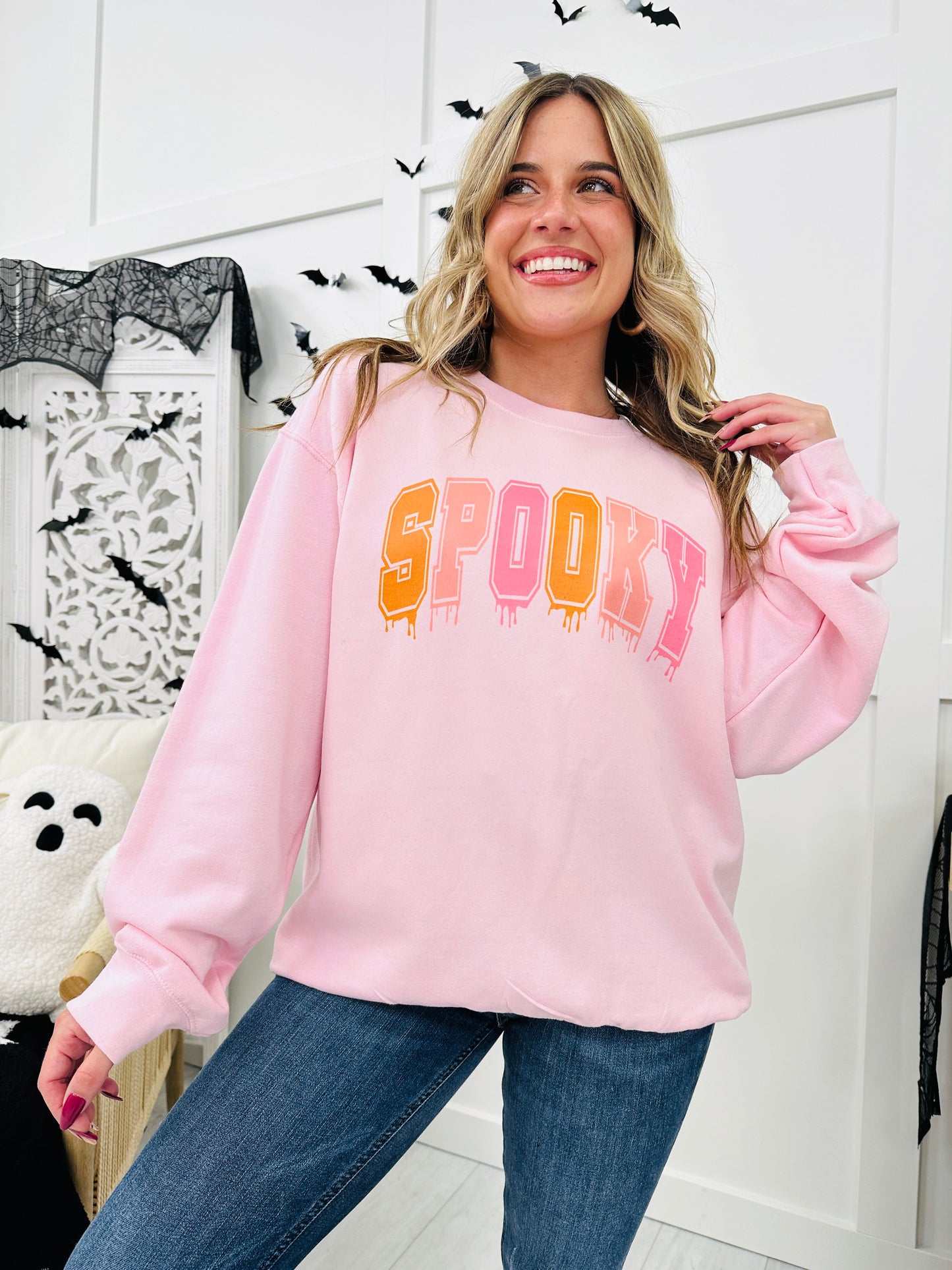 REG/CURVY Pink Frights Sweatshirt