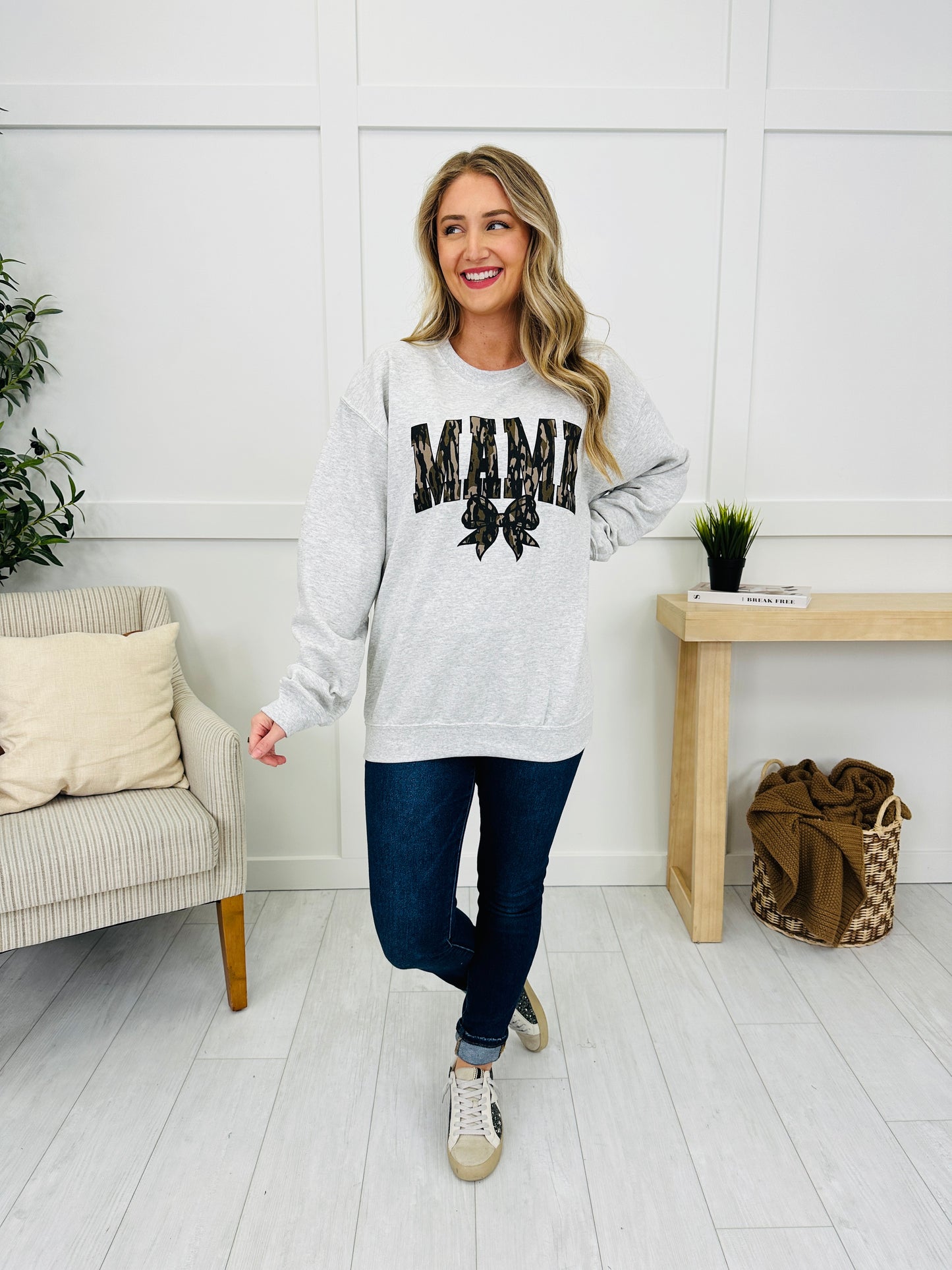 Mama Camo Graphic Crewneck Sweatshirt