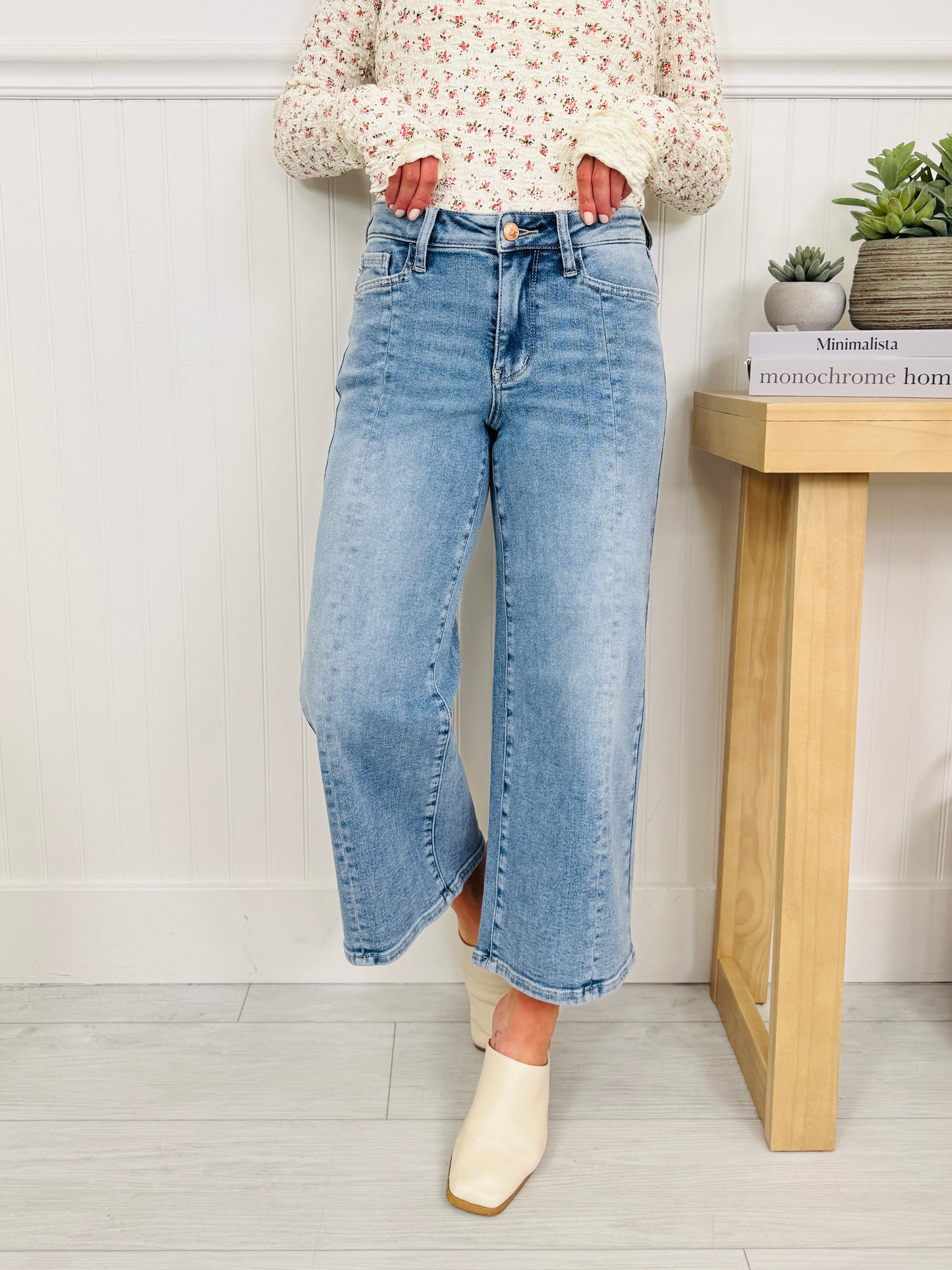 Judy Blue Spring Forward Cropped Wide Leg Jeans