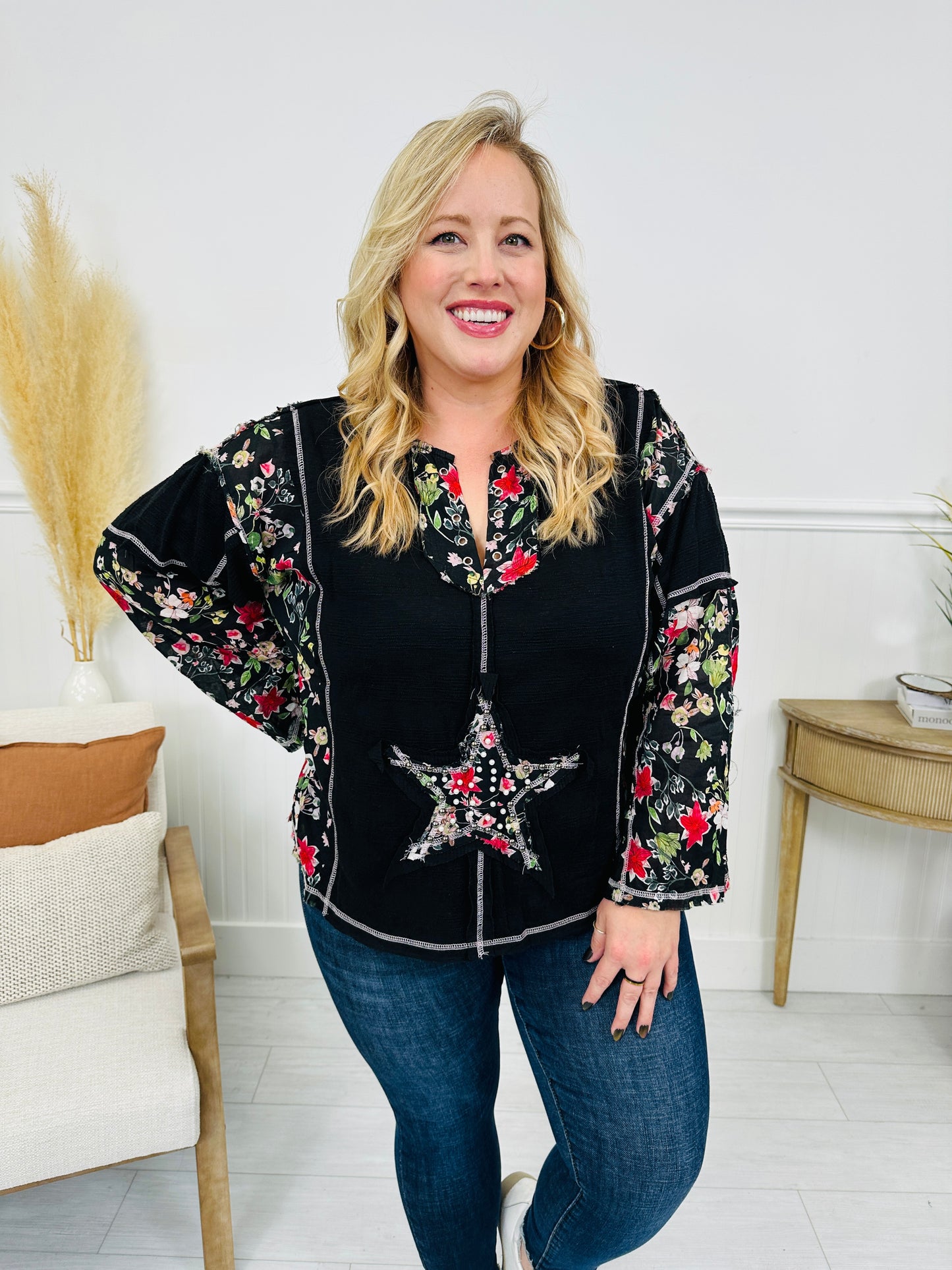 Star Of The Show Top in Black
