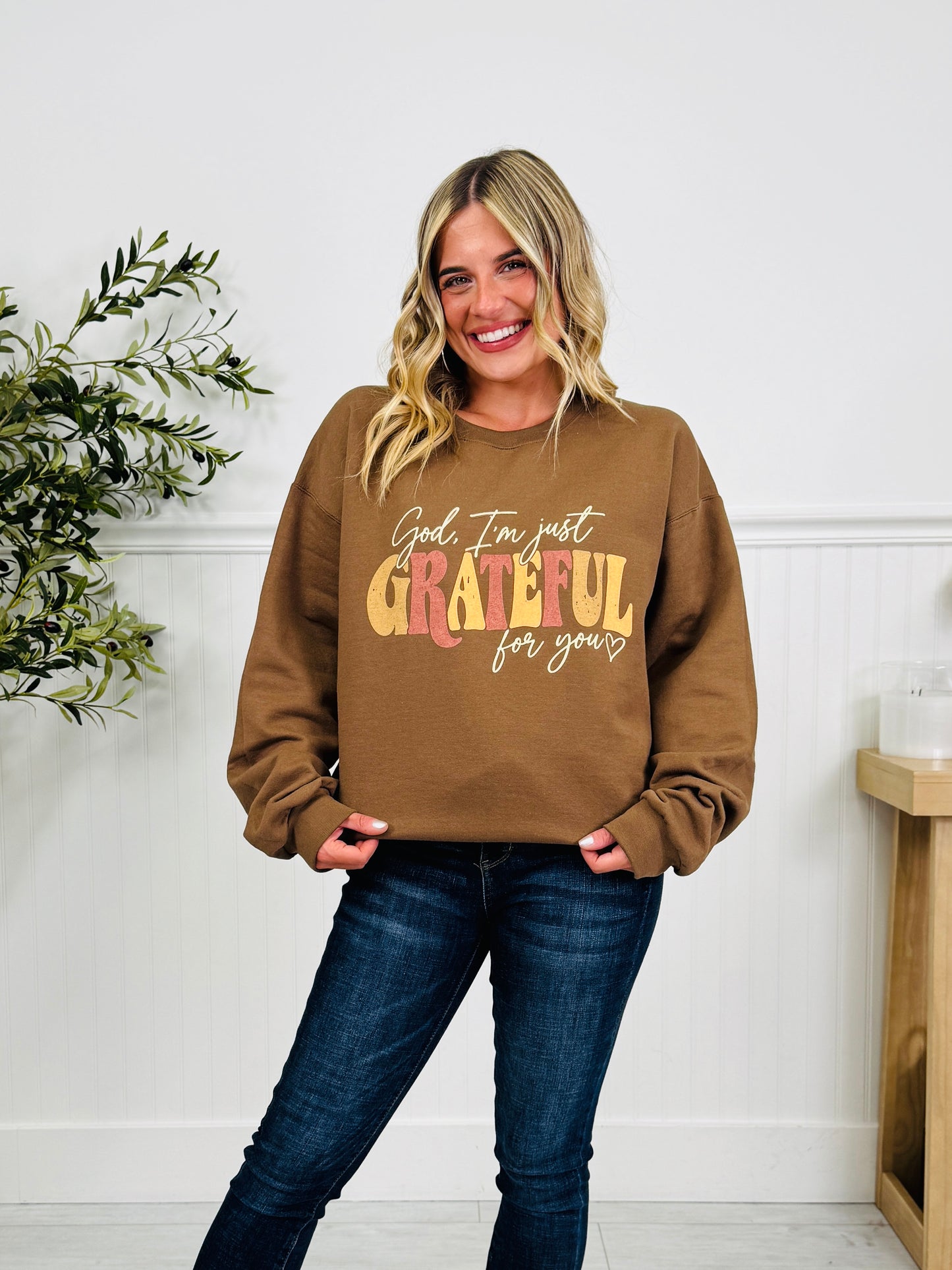 Grateful Graphic Crewneck Sweatshirt