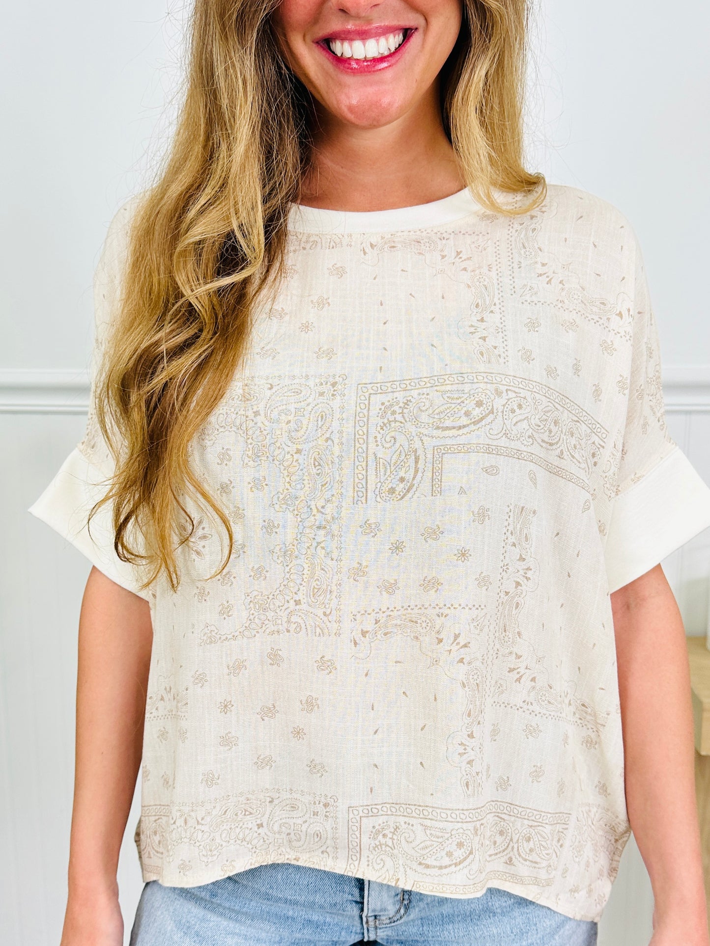 The Weekend Wander Top
