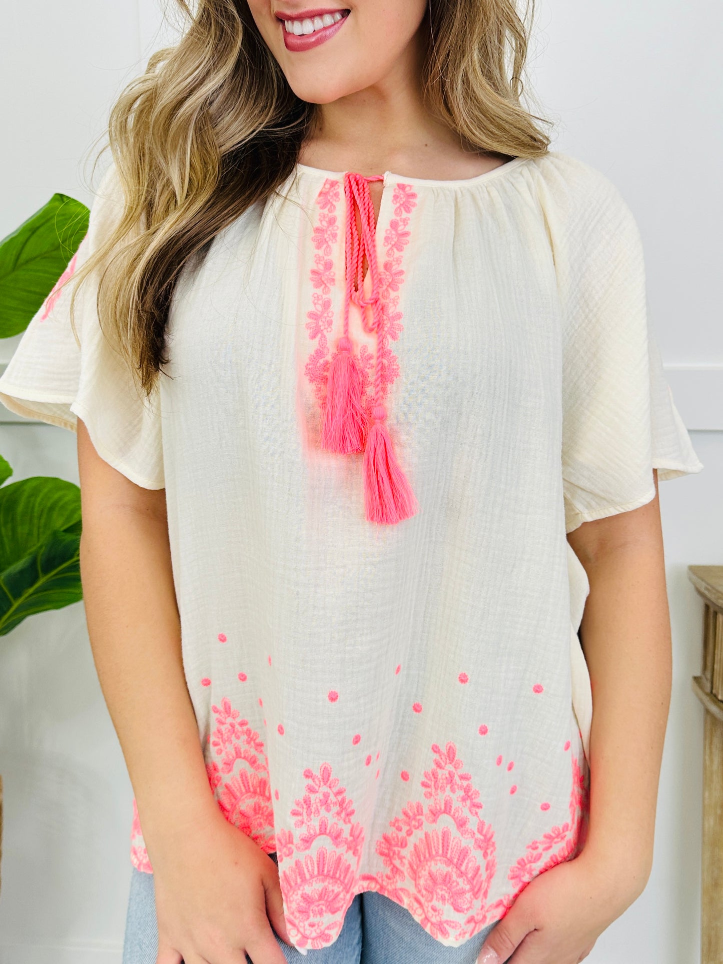 Sunkissed Stitches Top In Off White