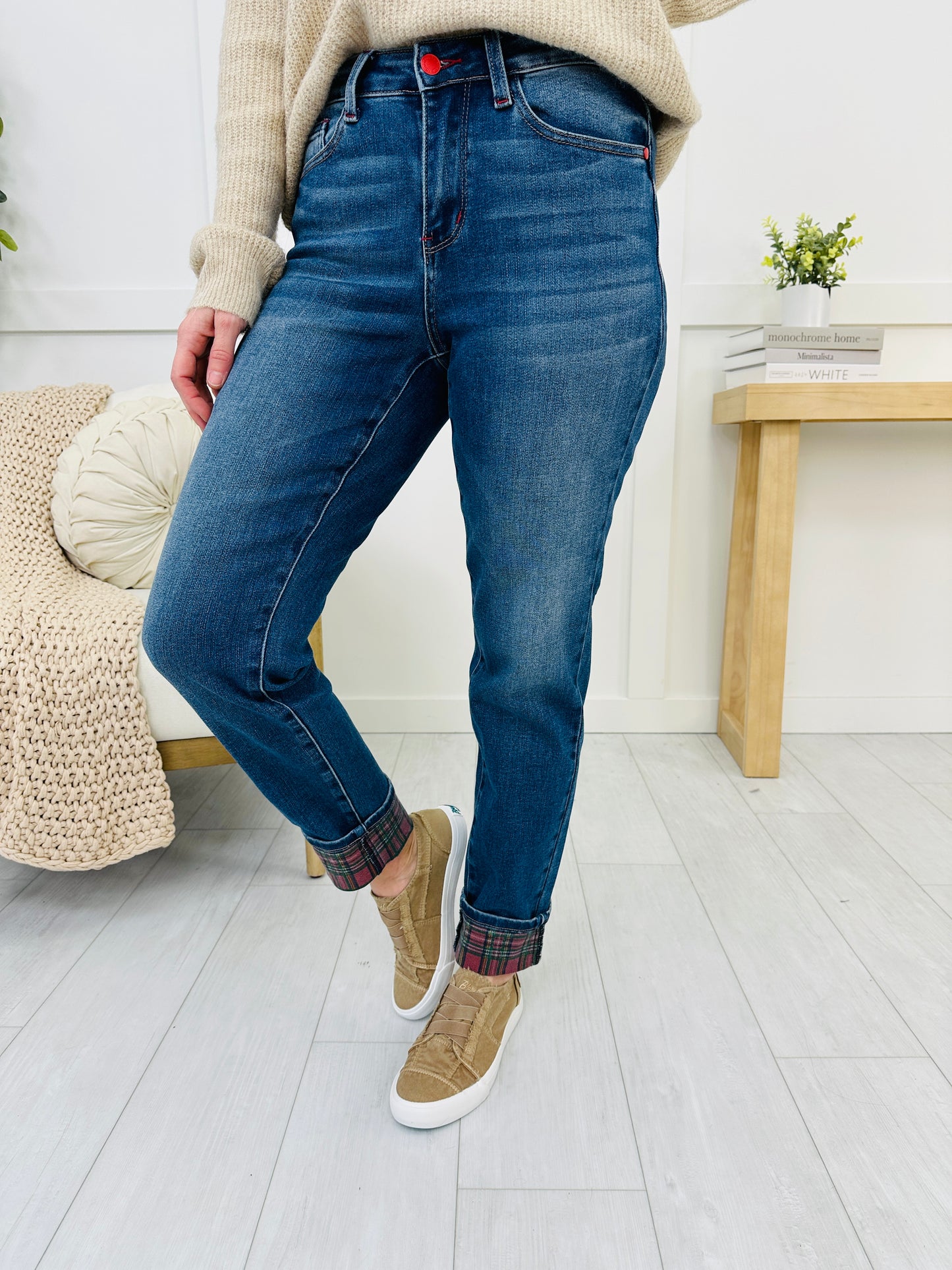 Judy Blue Mad for Plaid Cuffed Boyfriend Jeans in Reg/Curvy