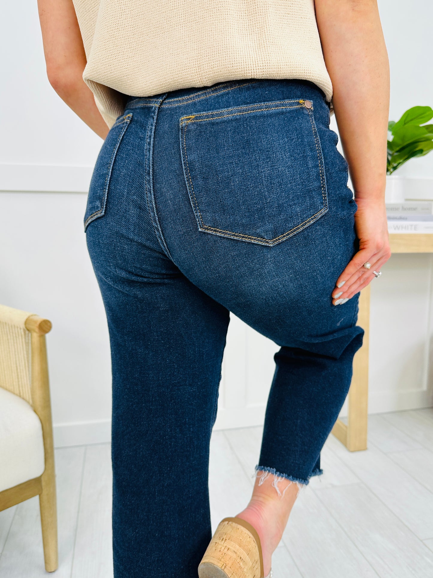 Judy Blue You Better Work It Wide Leg Jeans in Reg/Curvy