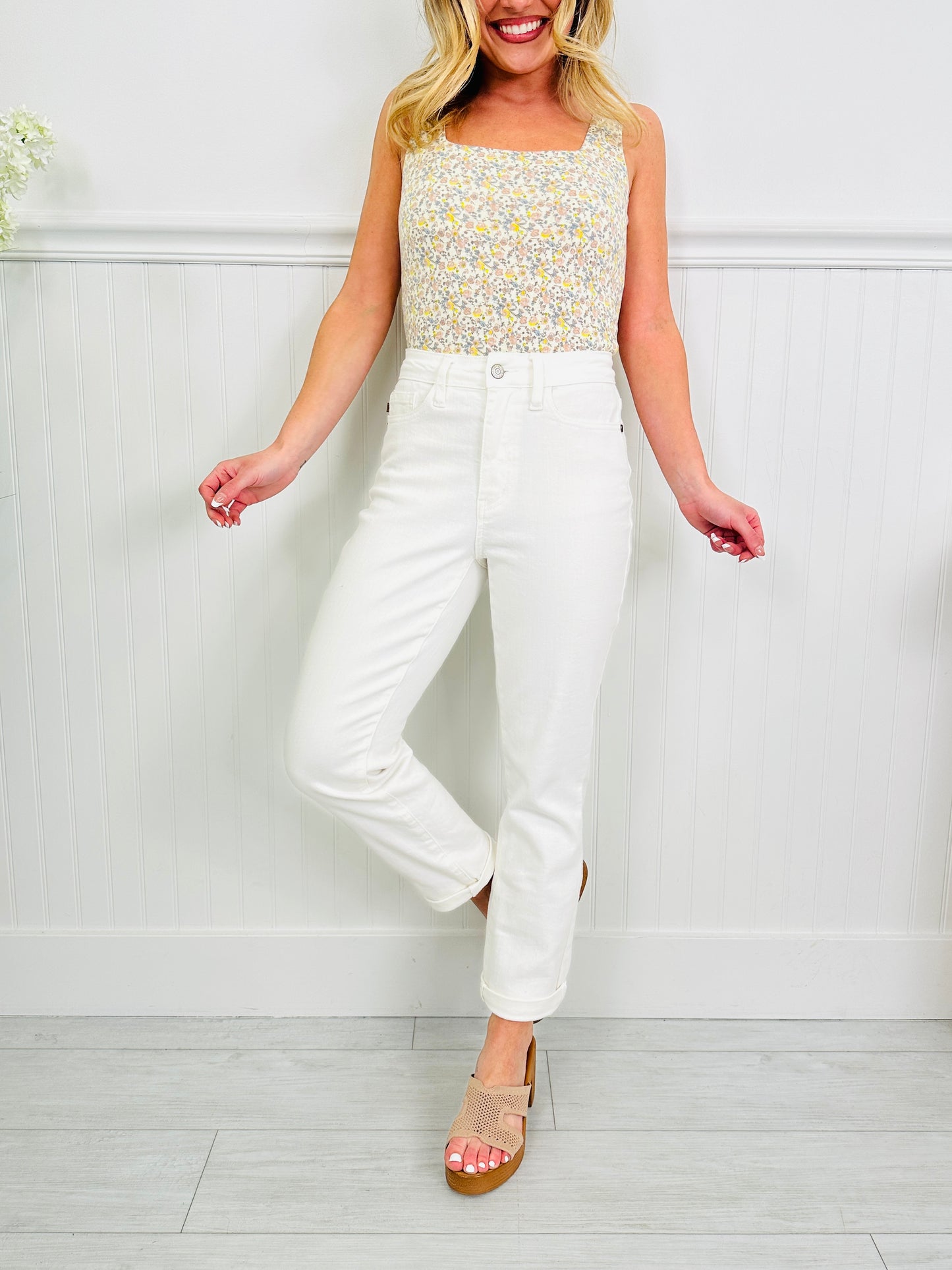 Judy Blue Perfect Match White Double Cuff Boyfriend Jeans in Reg/Curvy