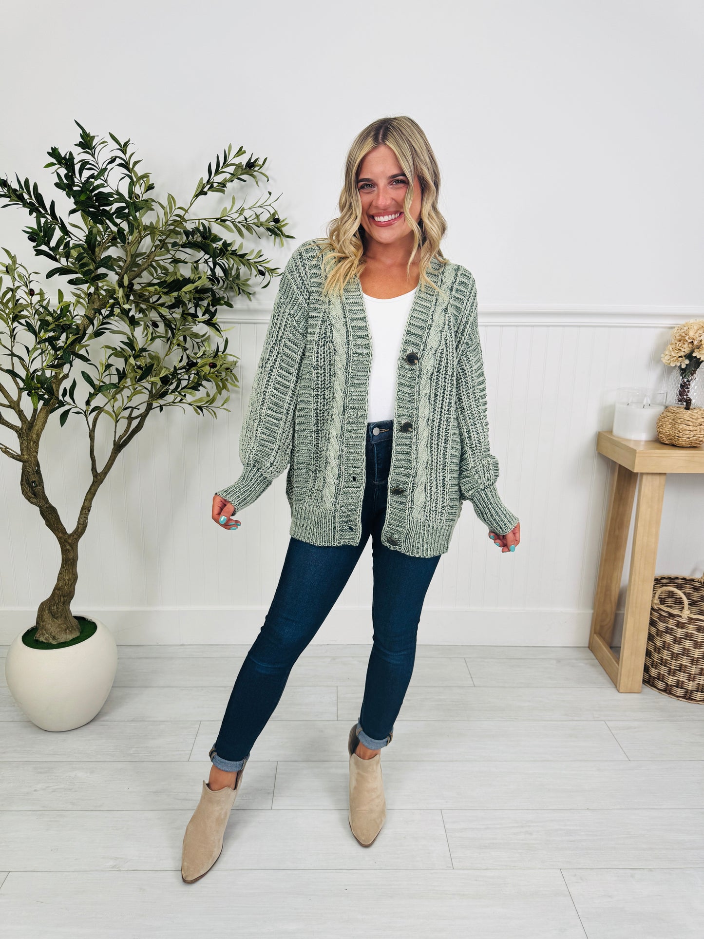 Comfort Calling Cardigan In Olive