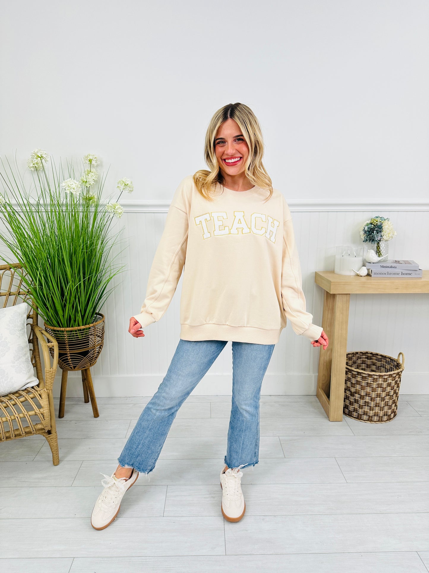 Teach MOCO Exclusive Crewneck In Taupe