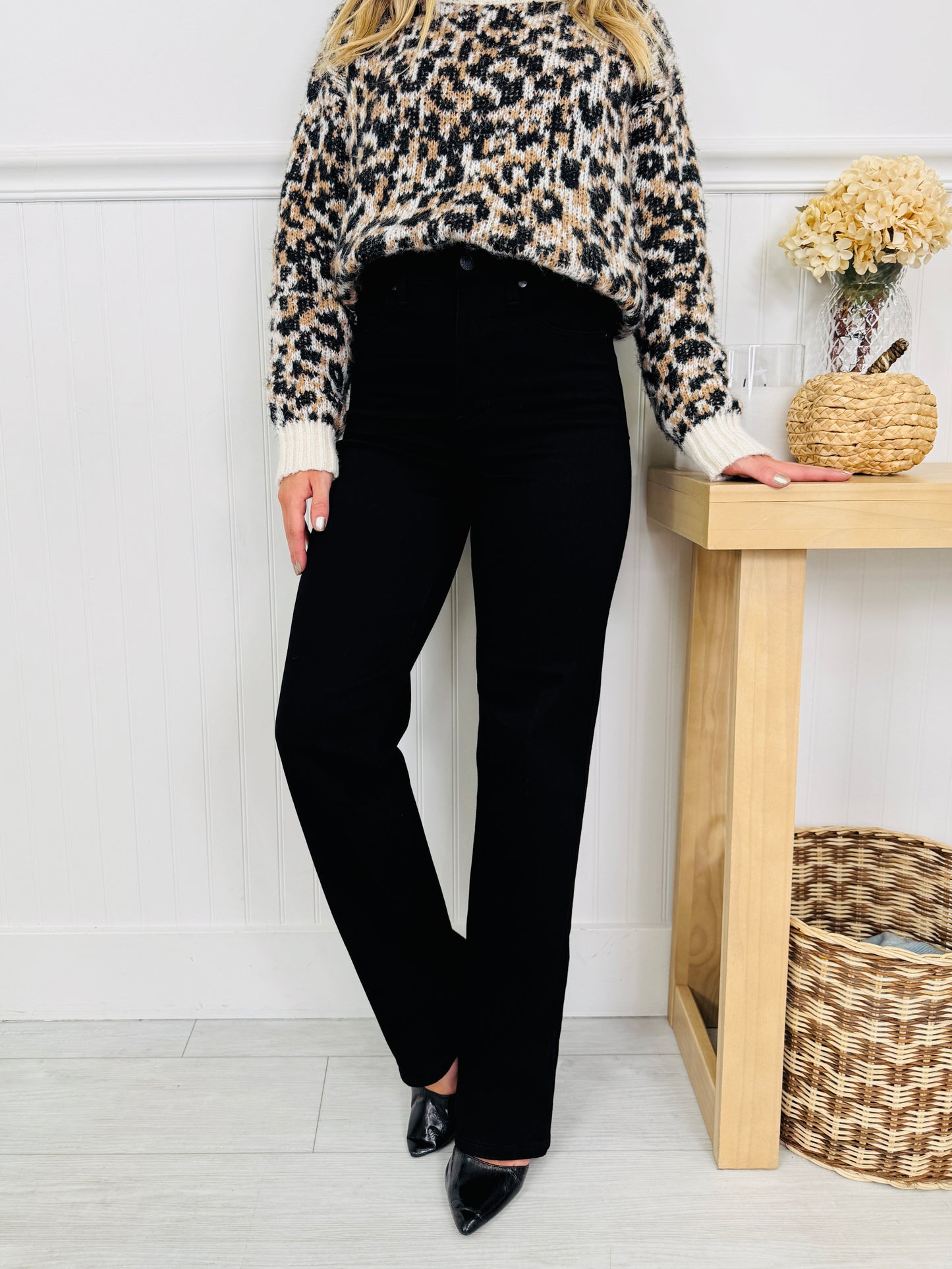 Judy Blue Black In Business Tummy Control Straight Jeans