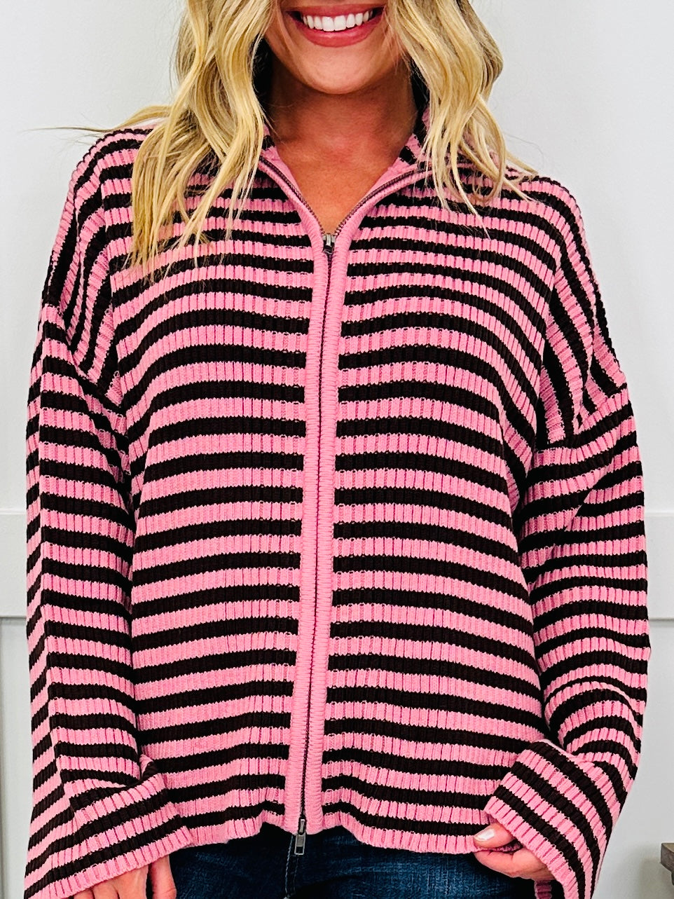The Favorite Find Cardigan In Dusty Pink/Chocolate
