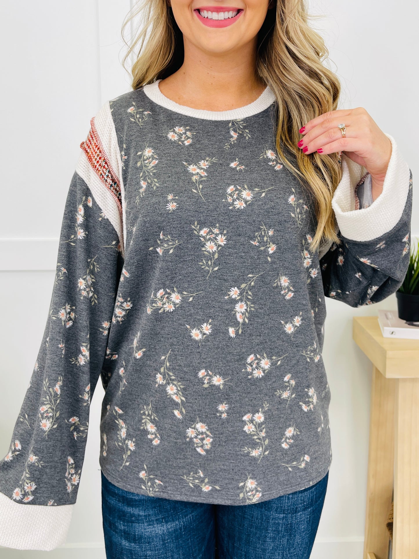 Dream With Florals Pullover