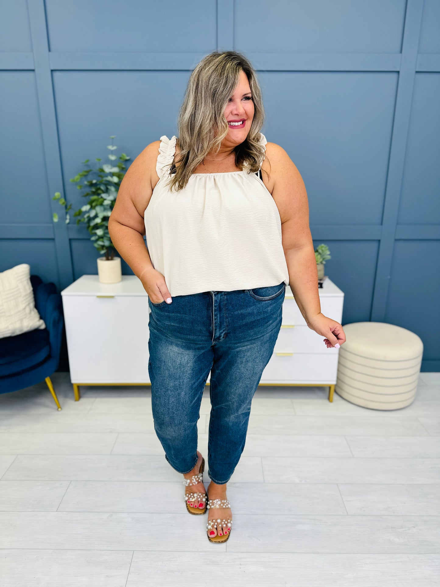 Judy Blue Slim to None Tummy Control Jeans in Reg/Curvy