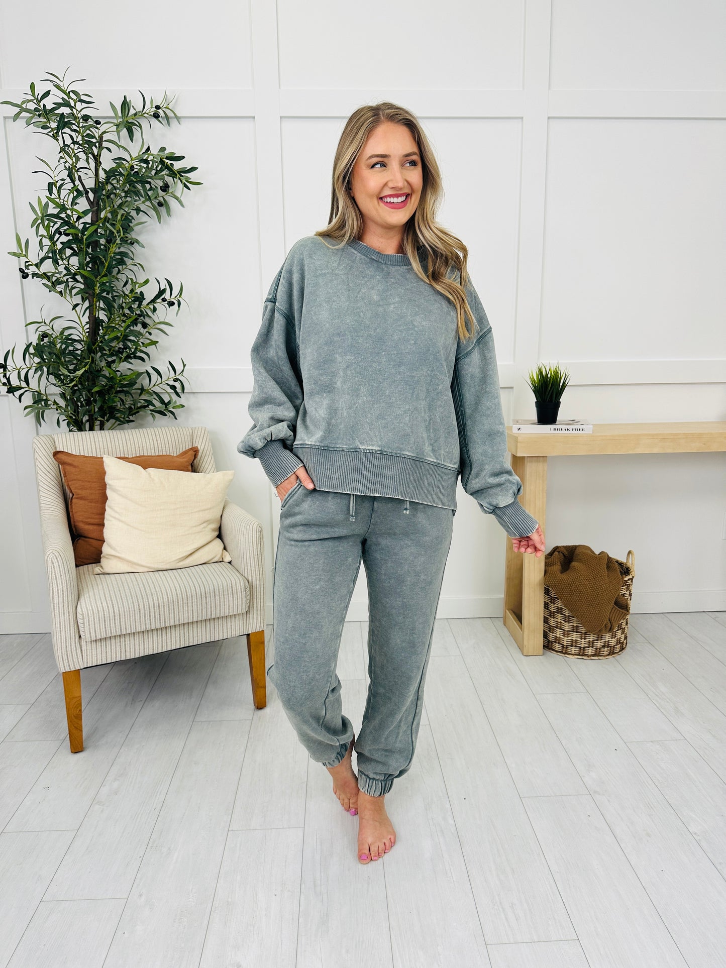 DOORBUSTER! Fade Into Cozy Pullover- Multiple Colors!