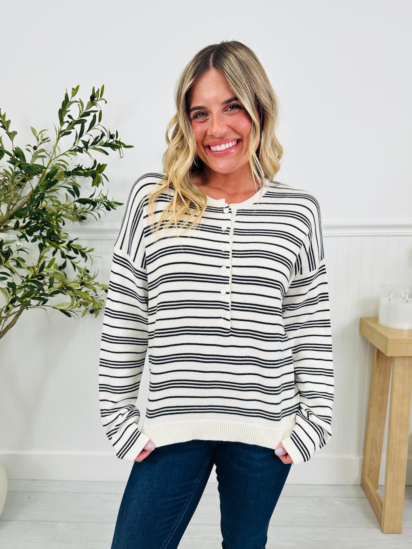 Fine Line Top In Cream