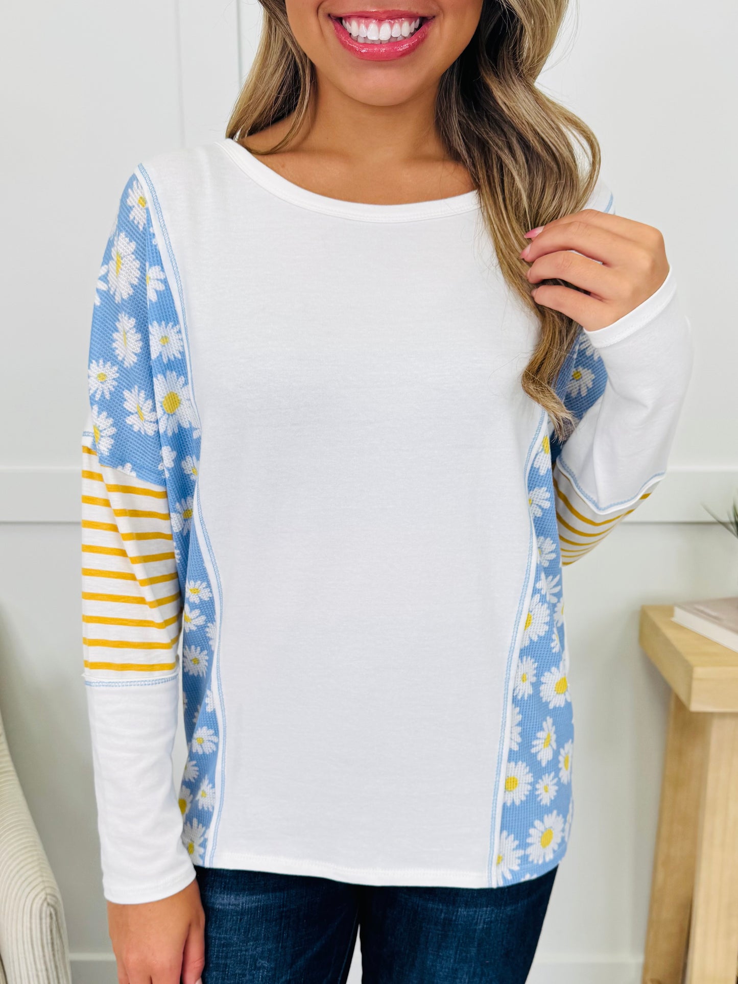 Daisy Drop Pullover
