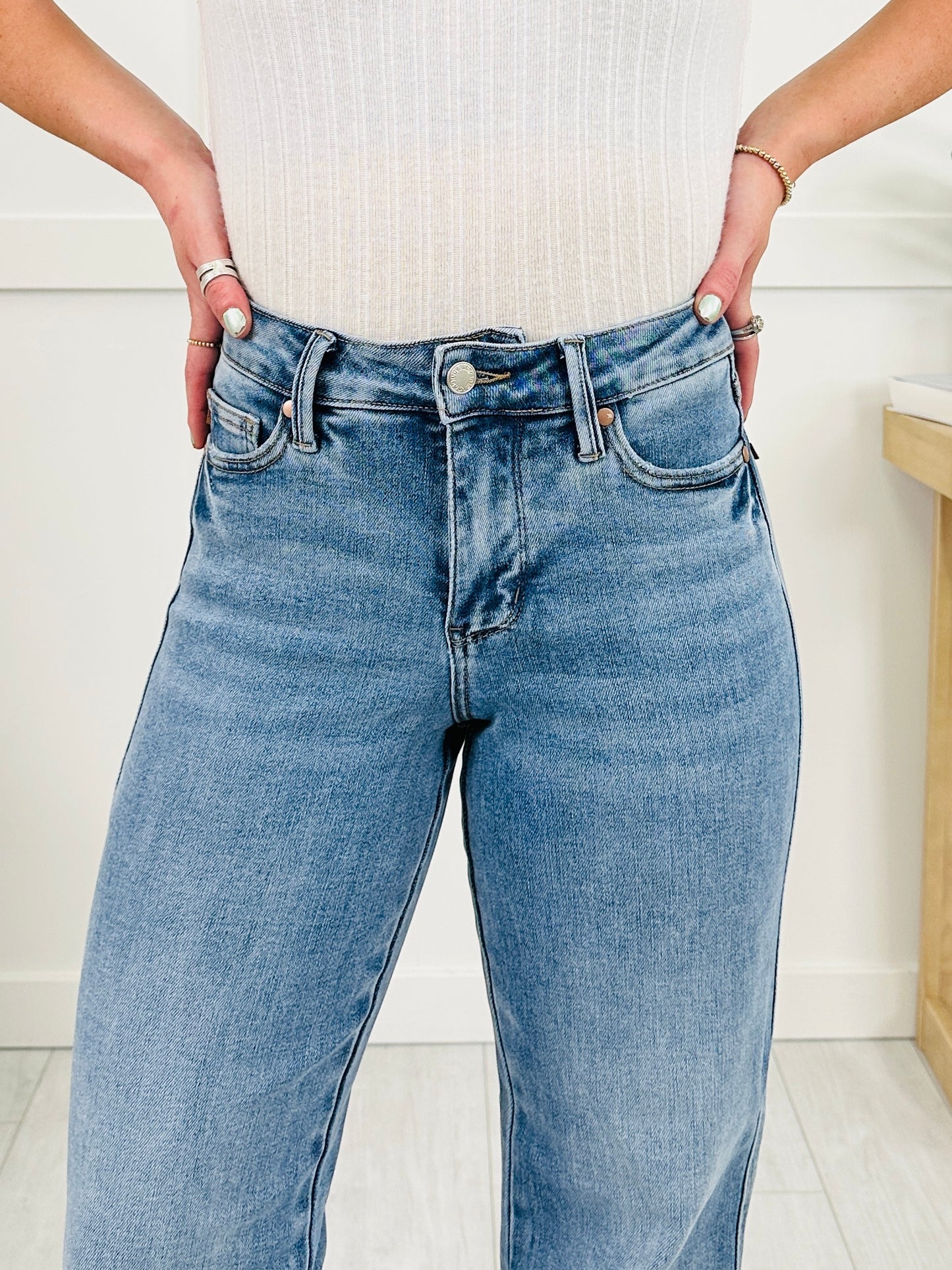 Judy Blue The Great Escape Straight Leg Jeans With Tummy Control