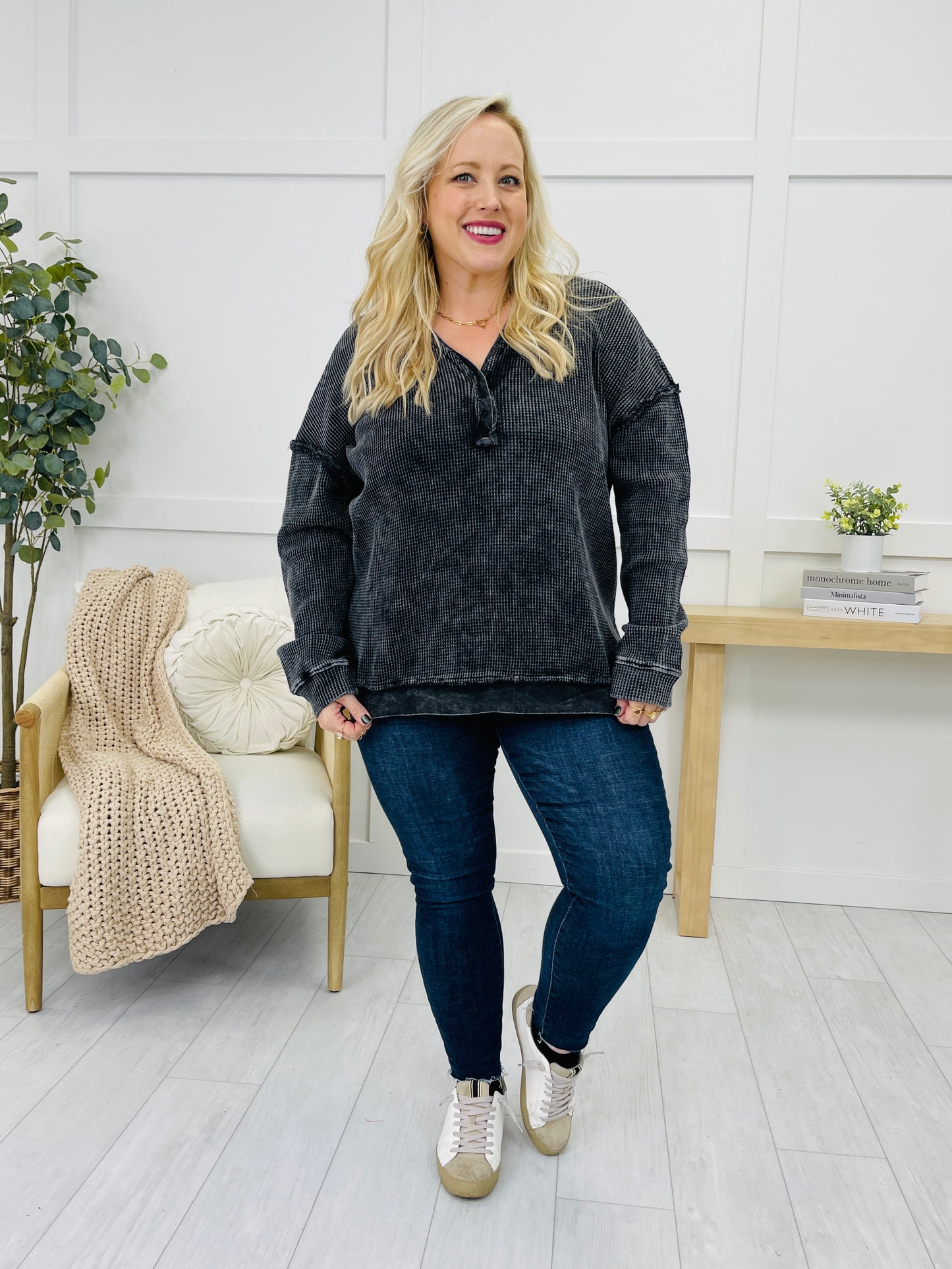 REG/CURVY Casual Charmer Pullover