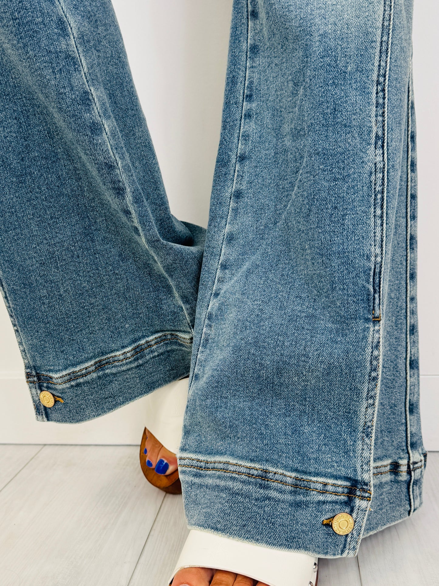Judy Blue Main Attraction Vintage Wash Flares