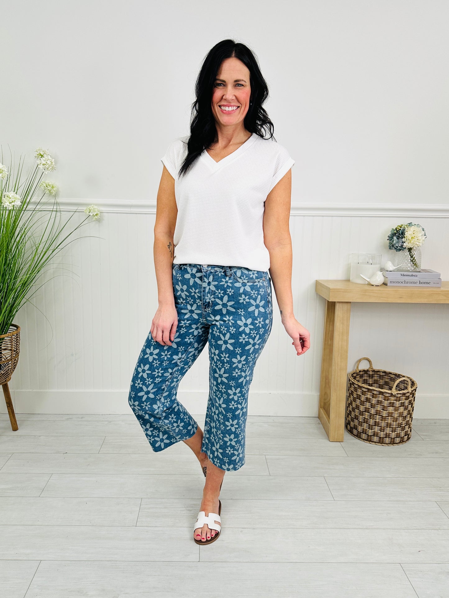 Judy Blue Daisy Daze Cropped Wide Leg Jeans