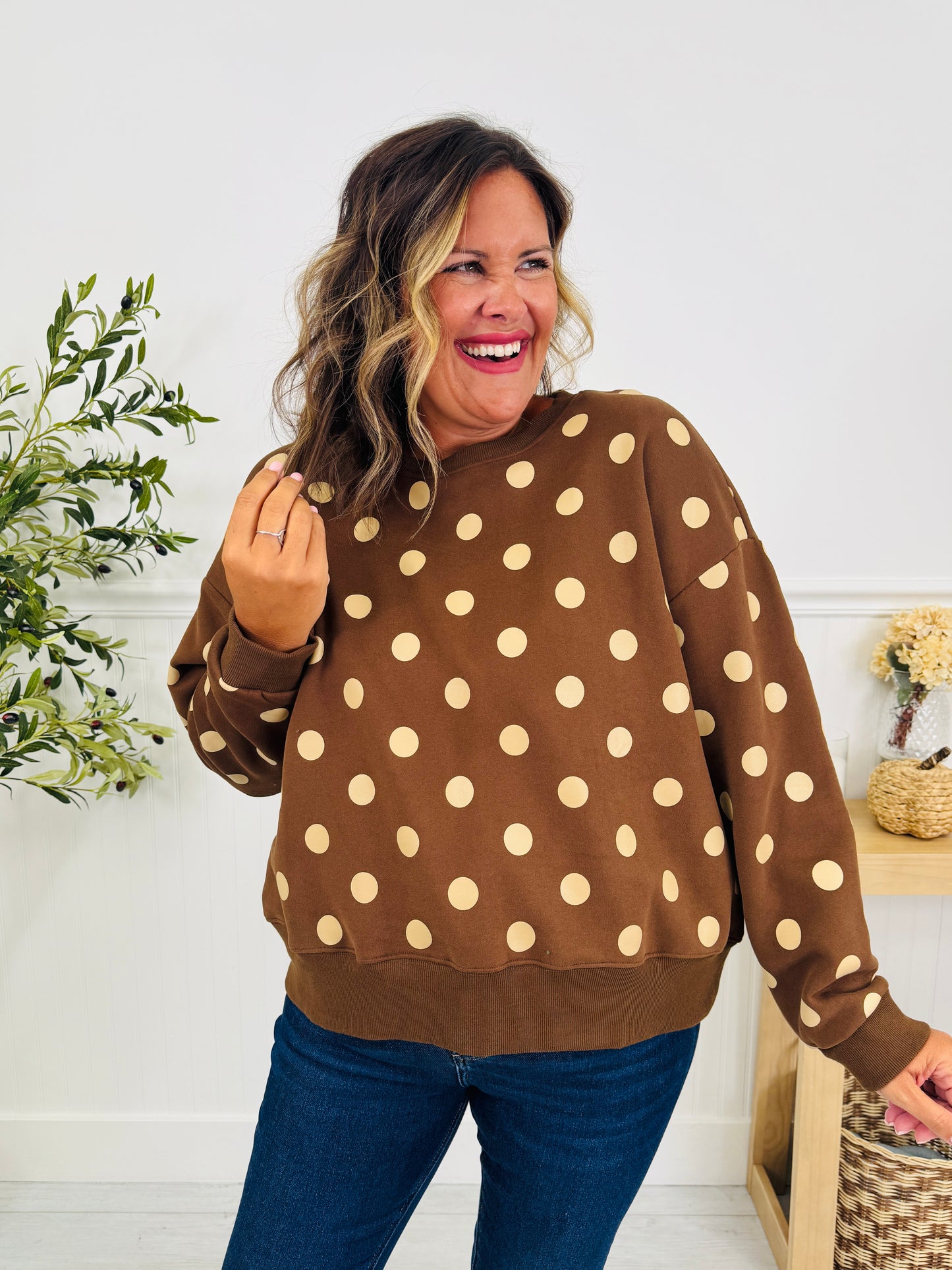 Dot Your Day Pullover In Chocolate