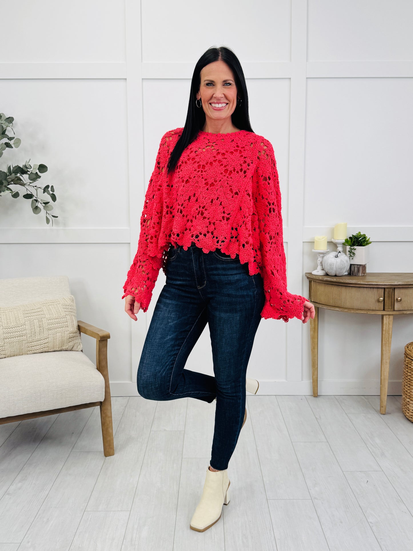 Sunday Romance Top In Apple Red