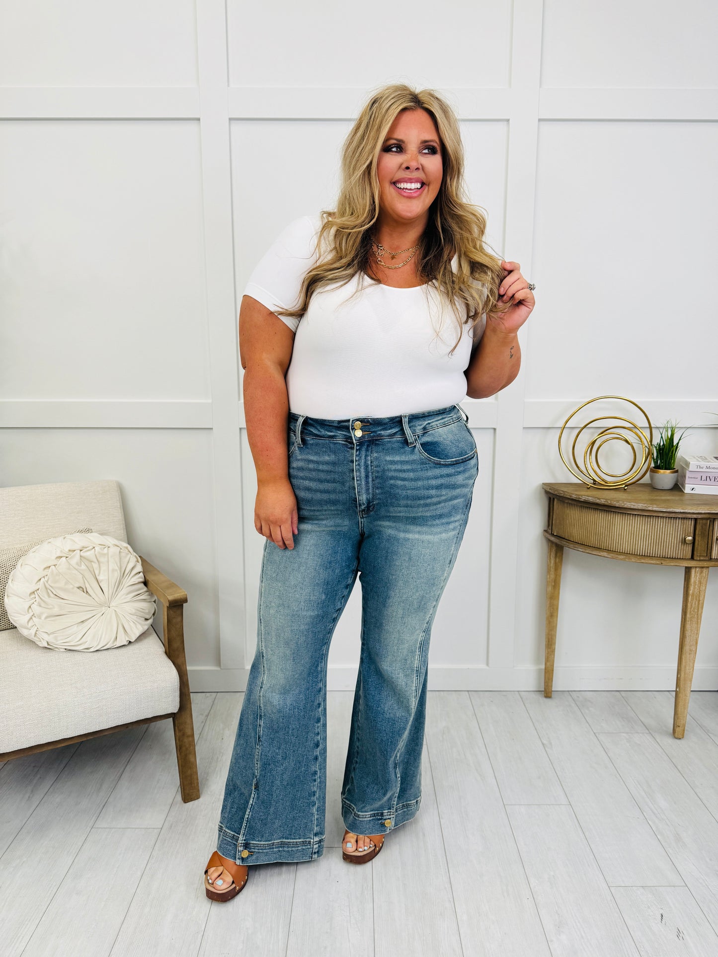 Judy Blue Main Attraction Vintage Wash Flares