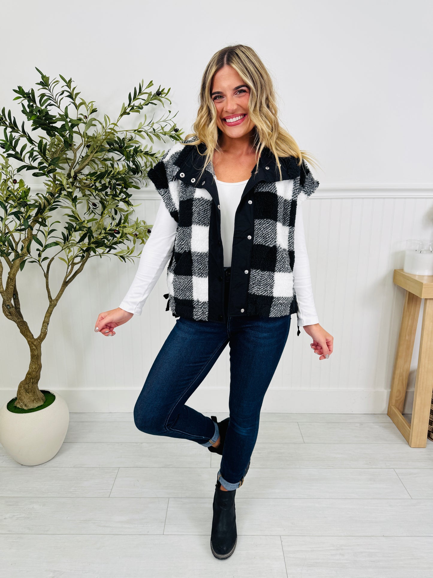 Plaid To Perfection Vest In Black