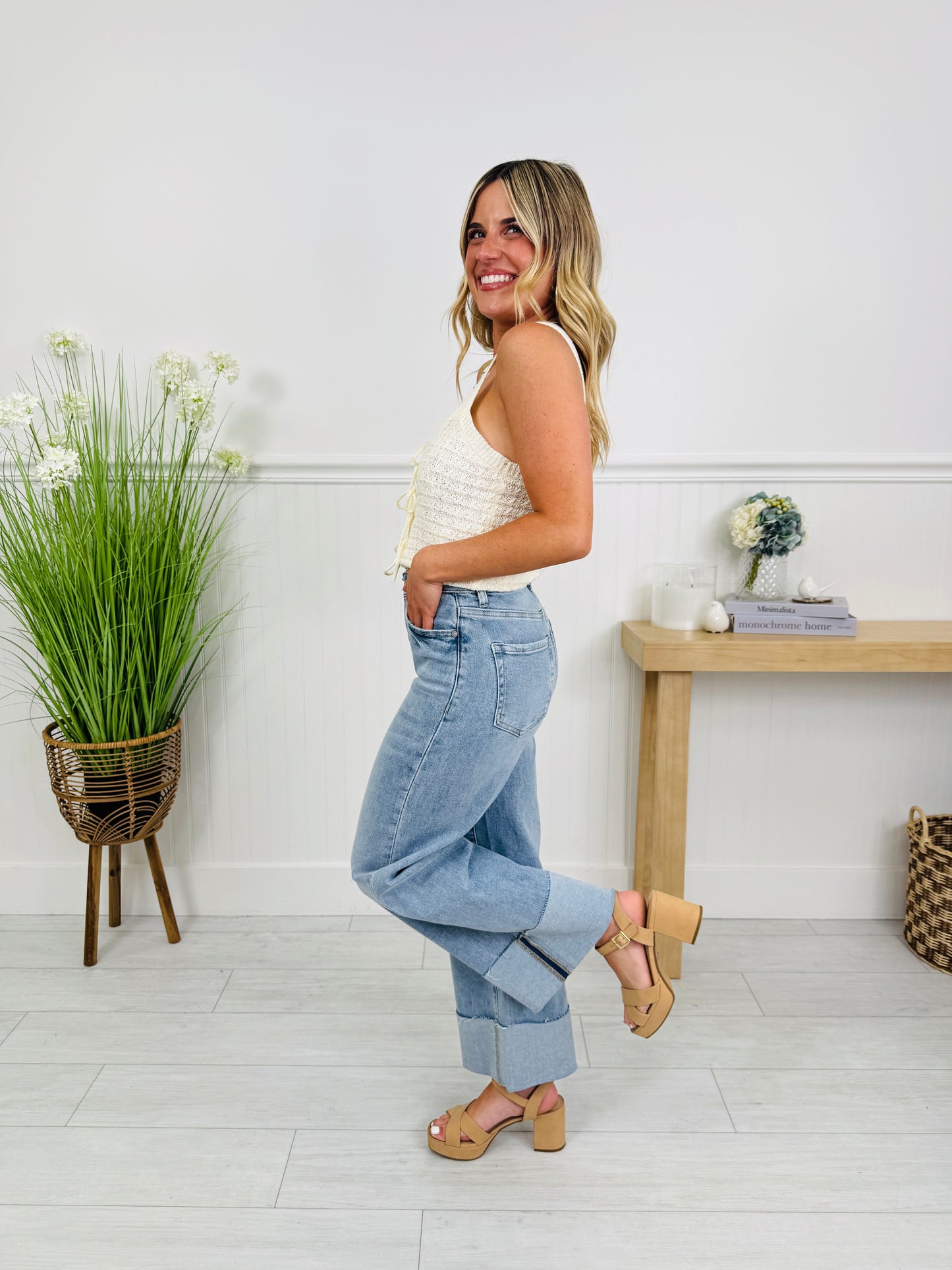 Right on Time Tummy Control Wide Leg Cropped Jeans