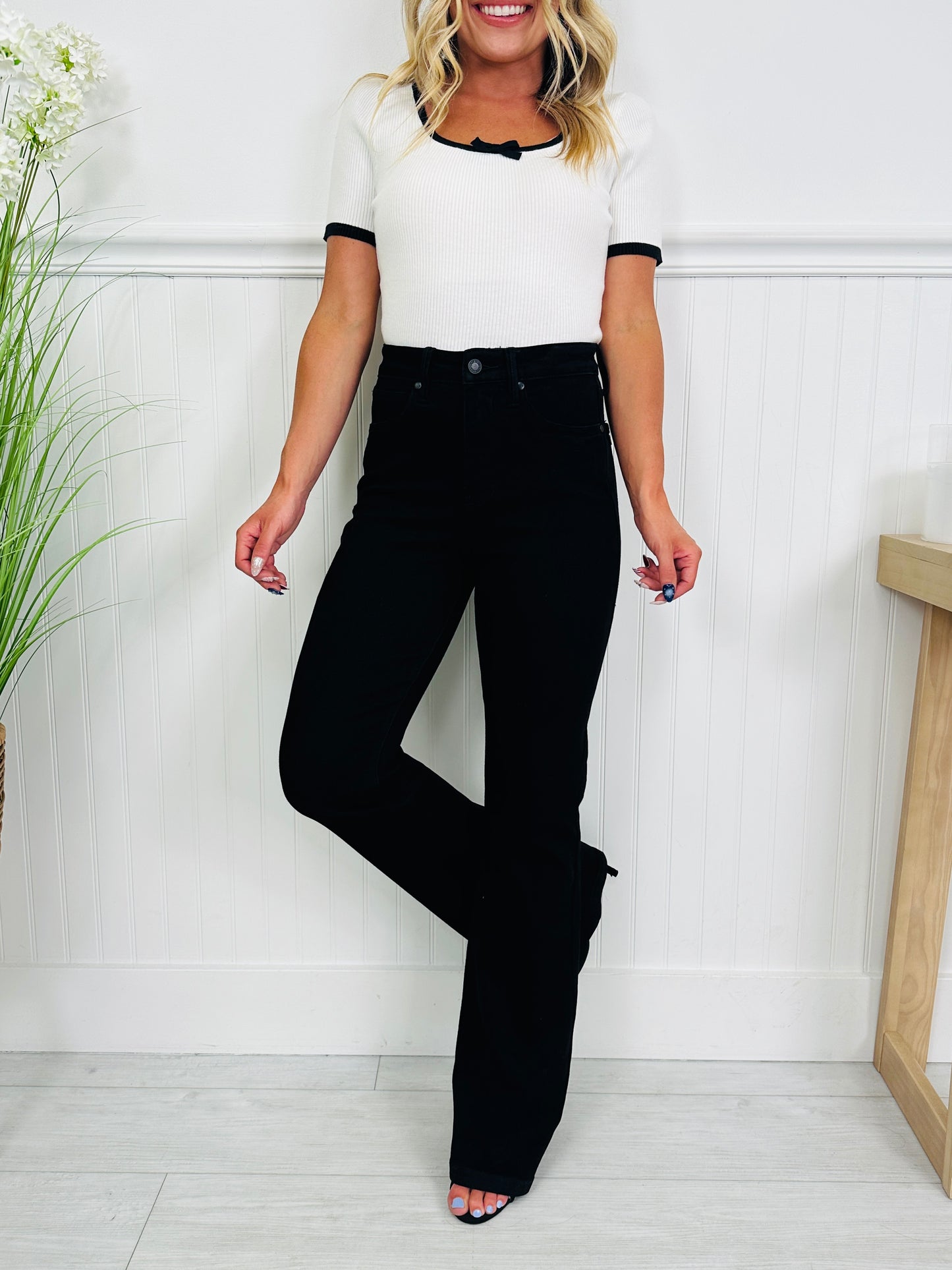 Judy Blue Power Move Tummy Control Bootcut Jeans In Regular And Petite