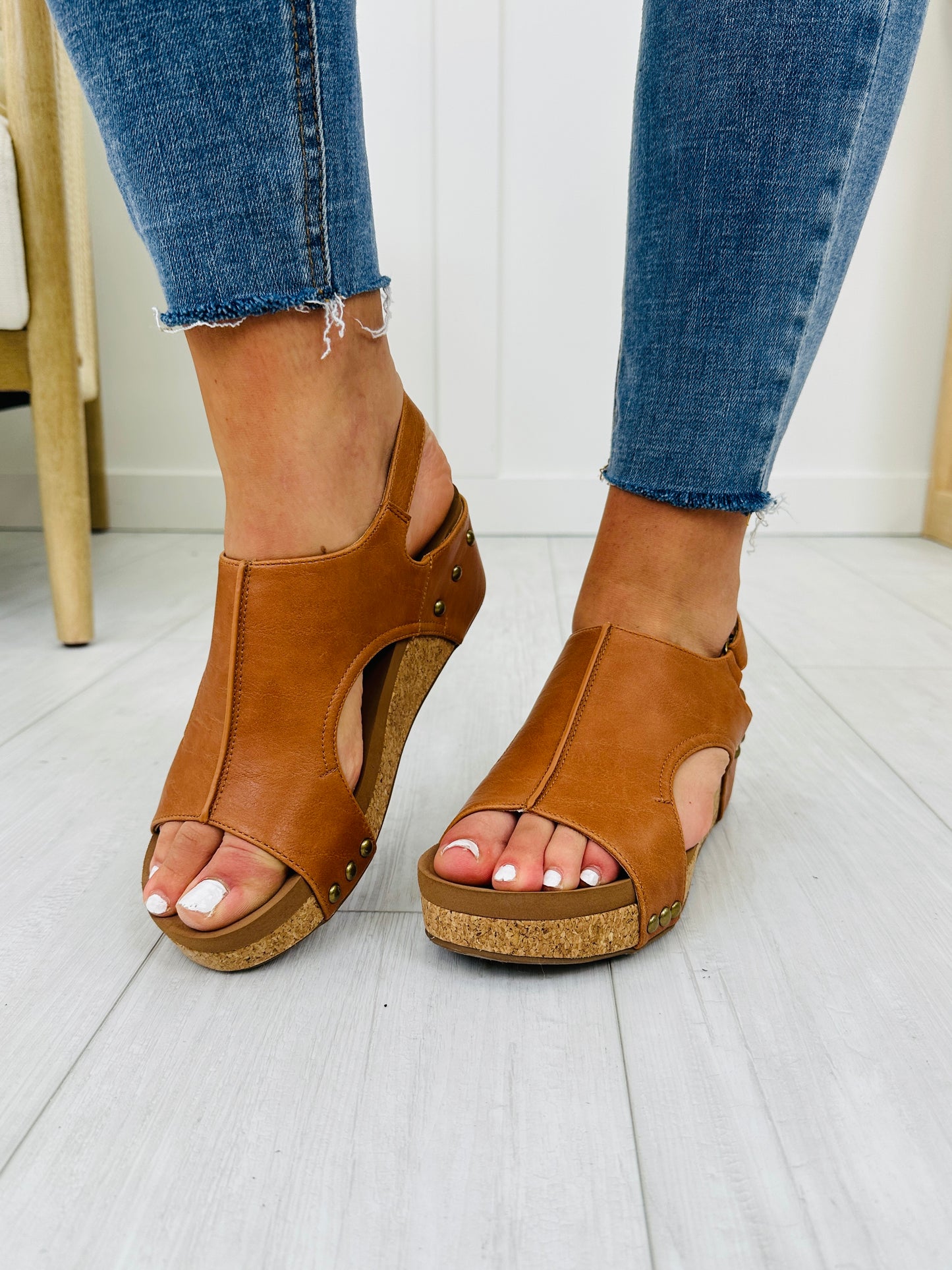 Studded Steps Wedges In Cognac Smooth