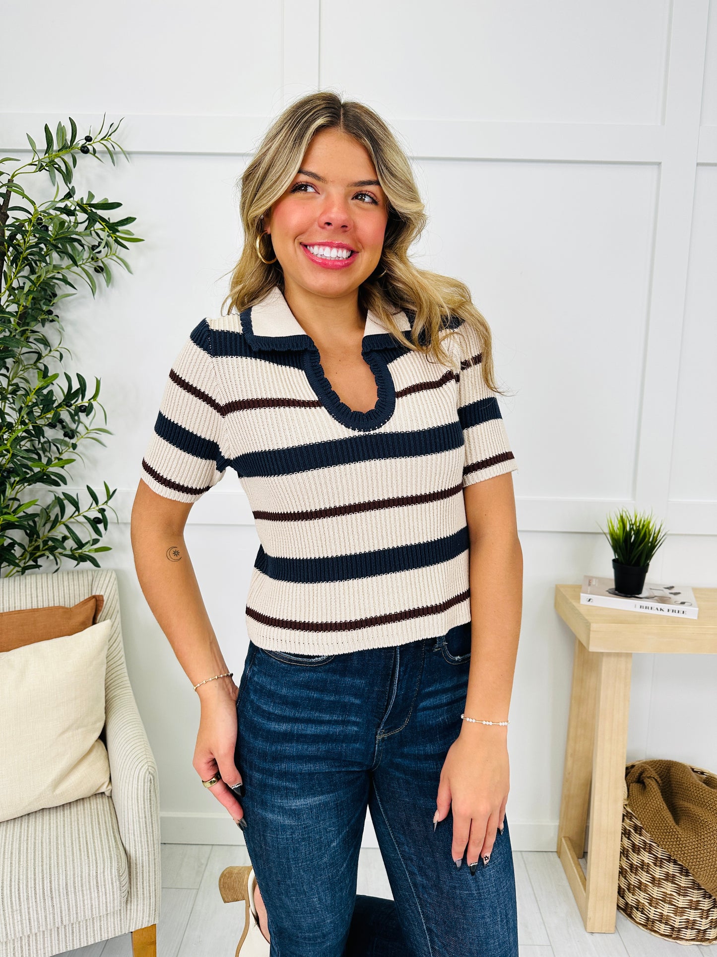 DOORBUSTER! Lines In Motion Top in Navy