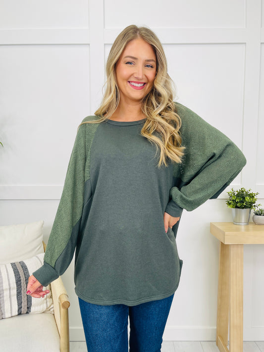 Contrast Crew Sweater in Olive