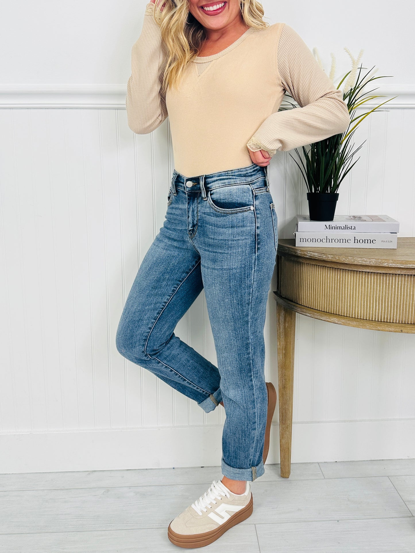 Judy Blue Instant Classic Slim Fit Jeans in Reg/Curvy