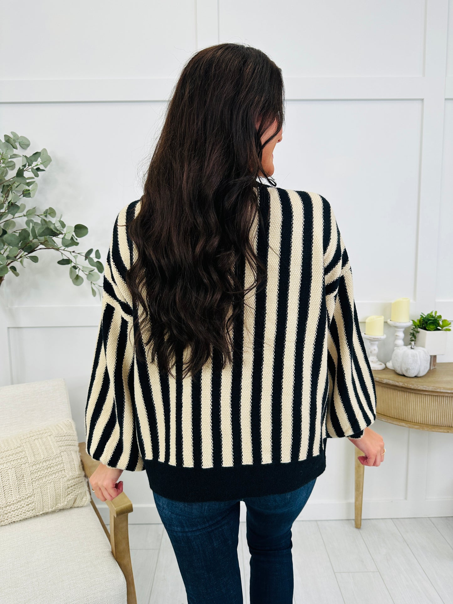 Night & Ivory Cardigan In Black/Oatmeal