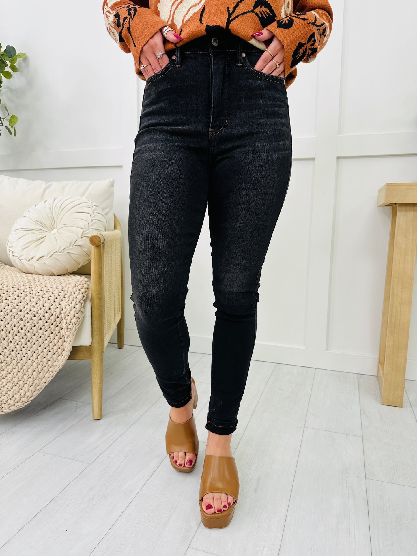 Judy Blue Night Out Tummy Control Skinny Jeans In Reg/Curvy