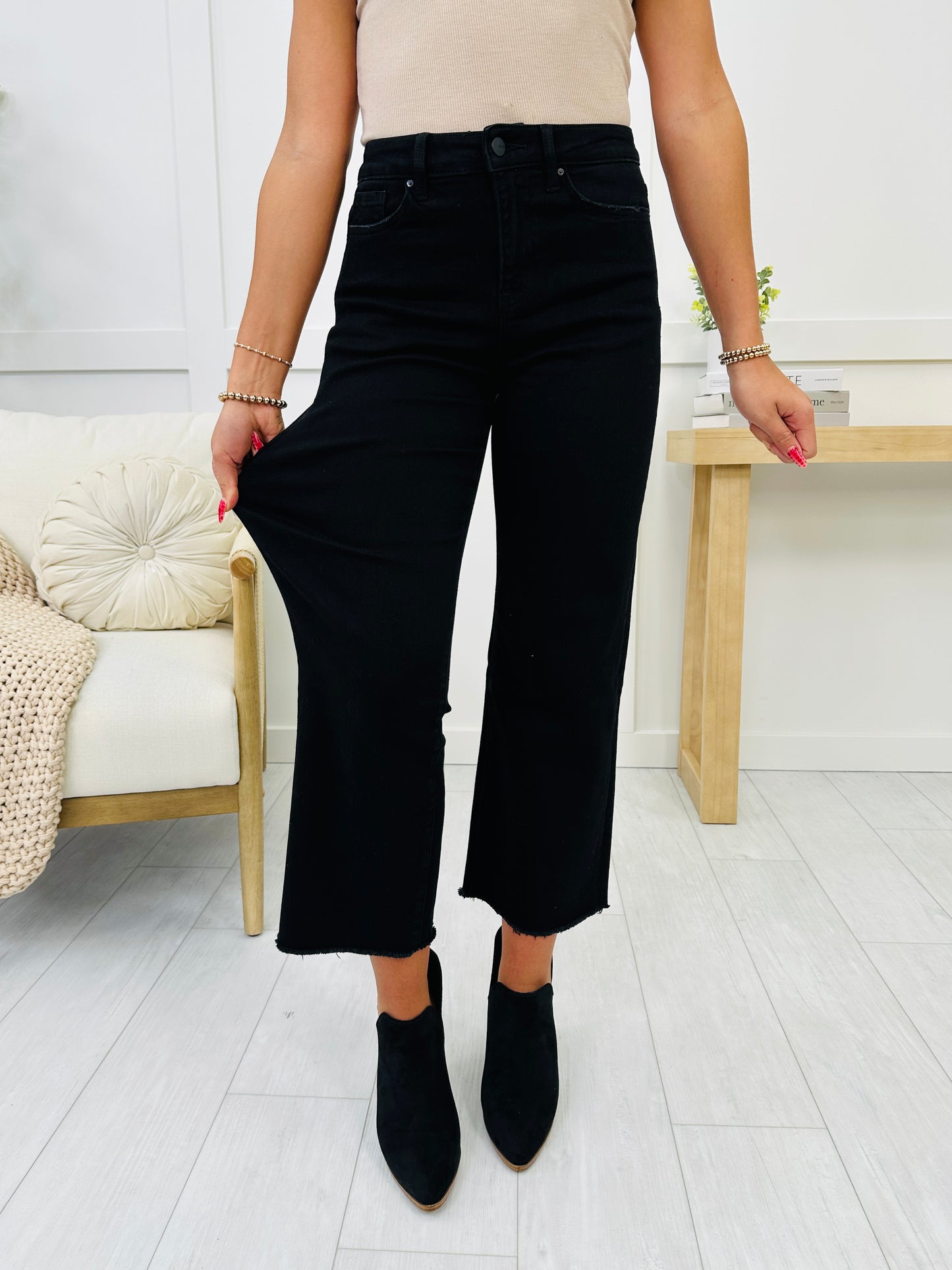 Mica Flowy Freedom Wide Leg Cropped Jeans in Reg/Curvy