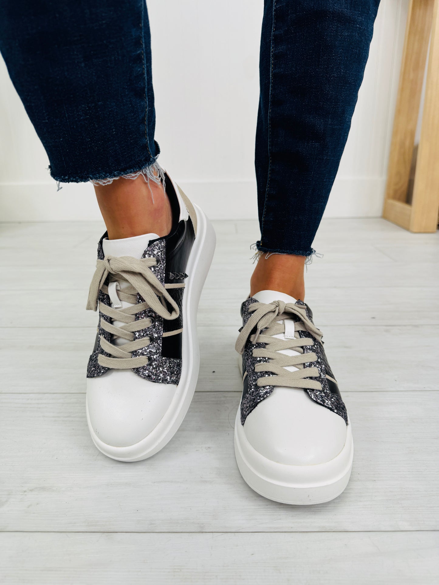 The Encore Sneakers In Black