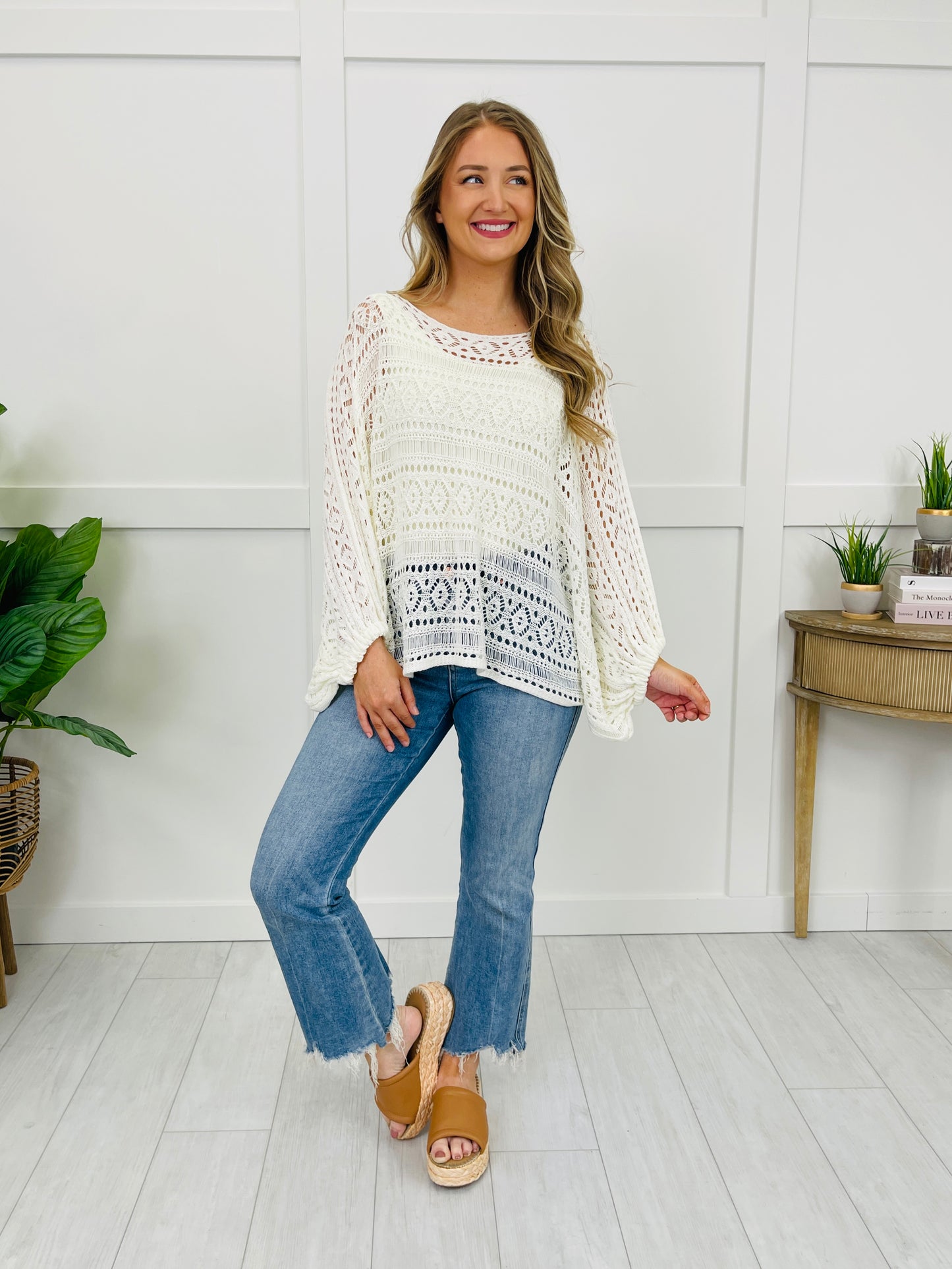 Coastal Night Lace Top In Off White