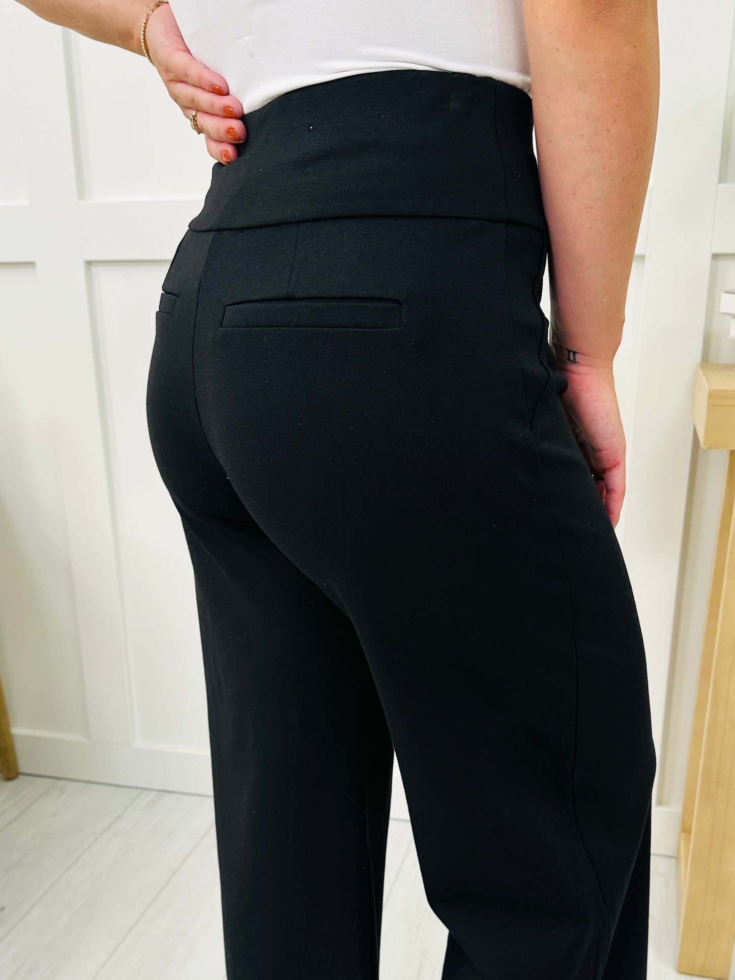 REG/CURVY Strut With Confidence Bottoms