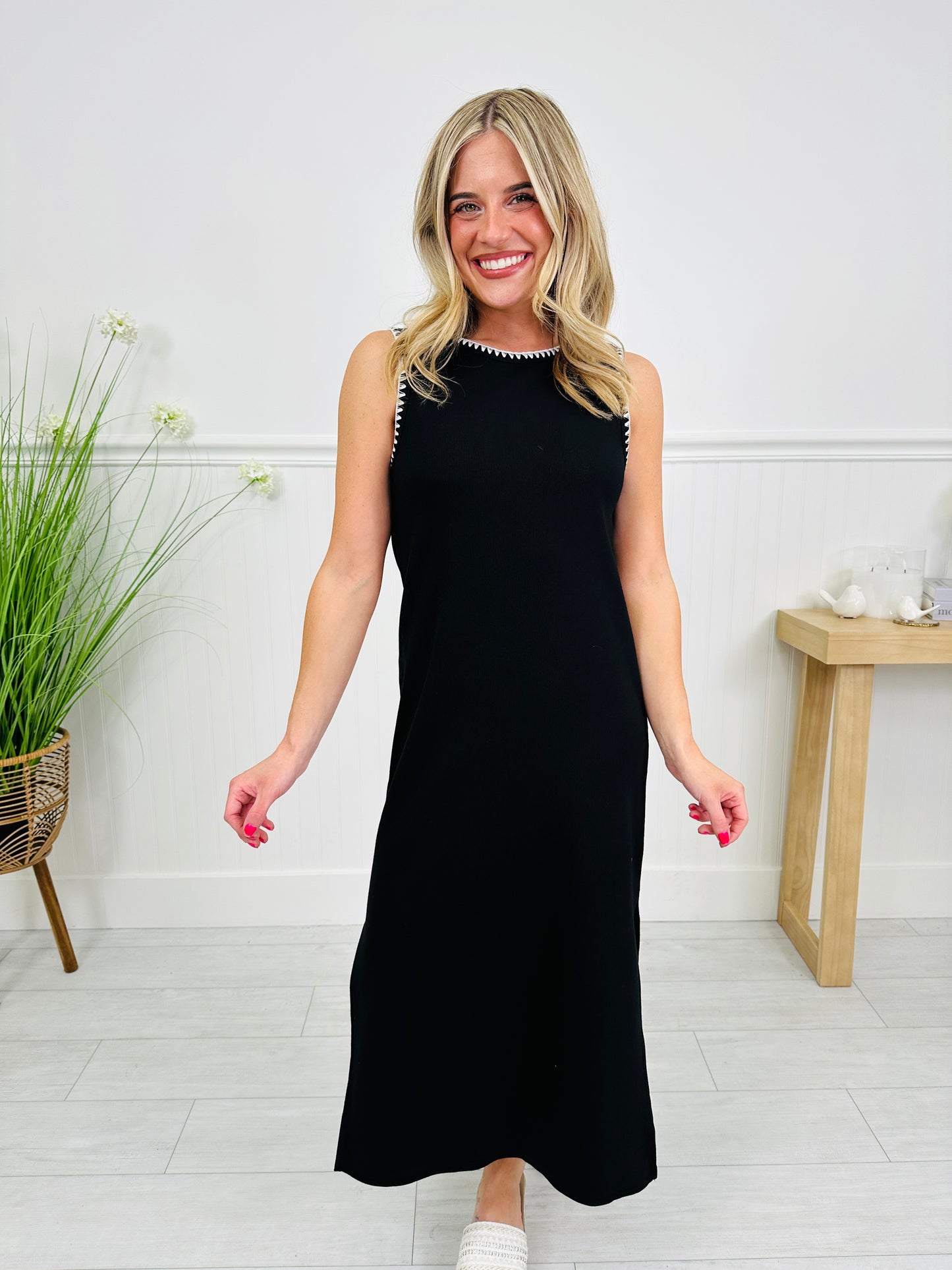 Better Than Basic Midi Dress in Black