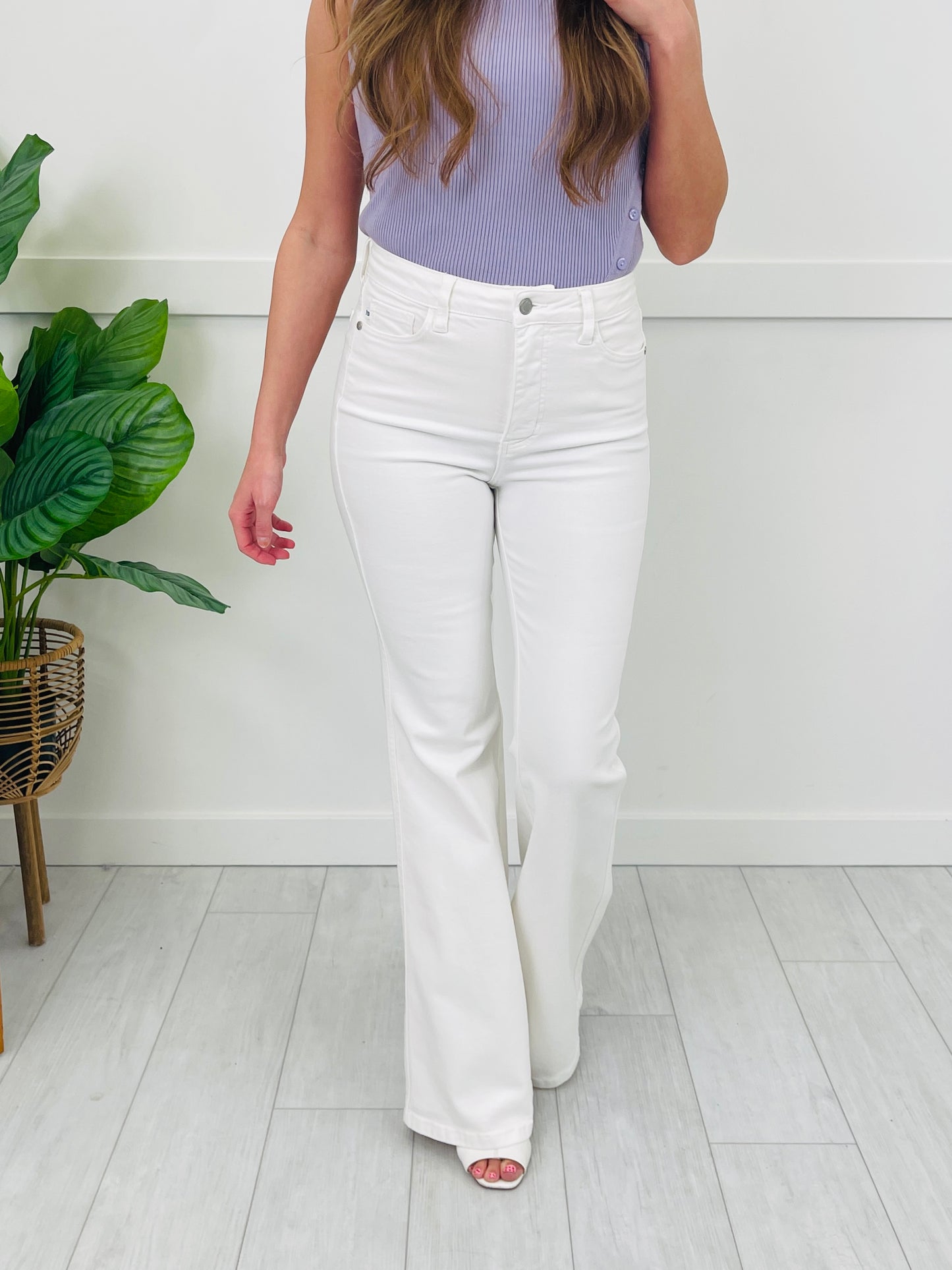 Judy Blue Cloud Nine Tummy Control Flare Jeans